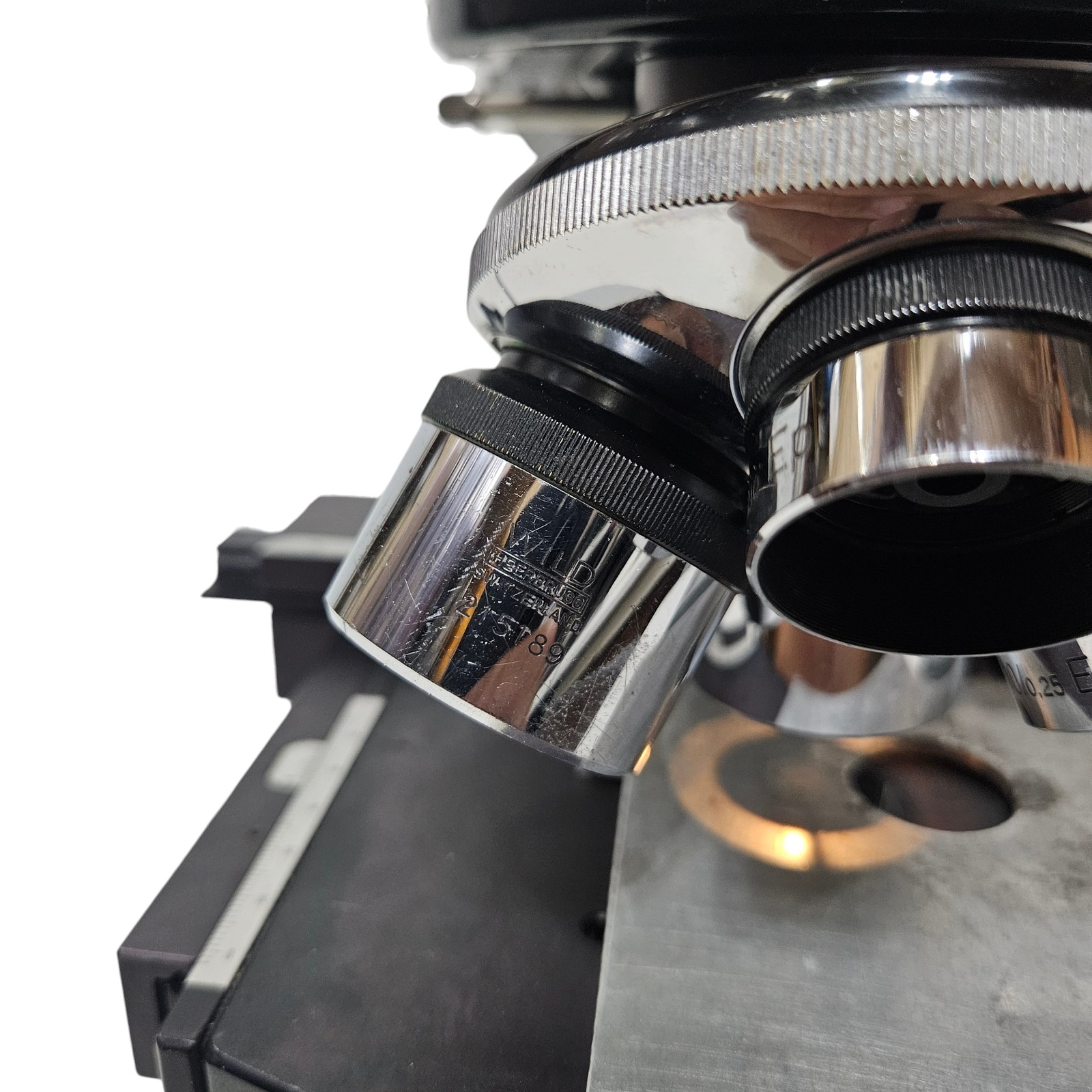 Wild Heerbrugg Microscope M12-95639 w/ Light & Mtr 23 Power Supply