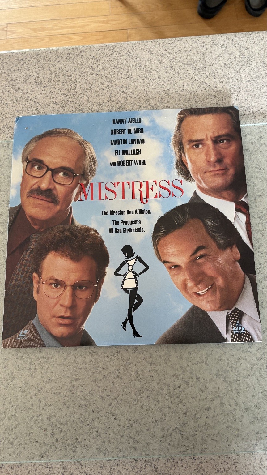 MISTRESS LaserDisc 1992 Comedy Drama Robert De Niro LIVE Entertainment