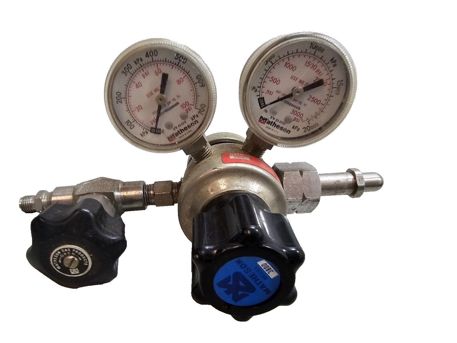 Matheson Gas Regulator Model 3800 700-2000PSI  63-2212 63-2233