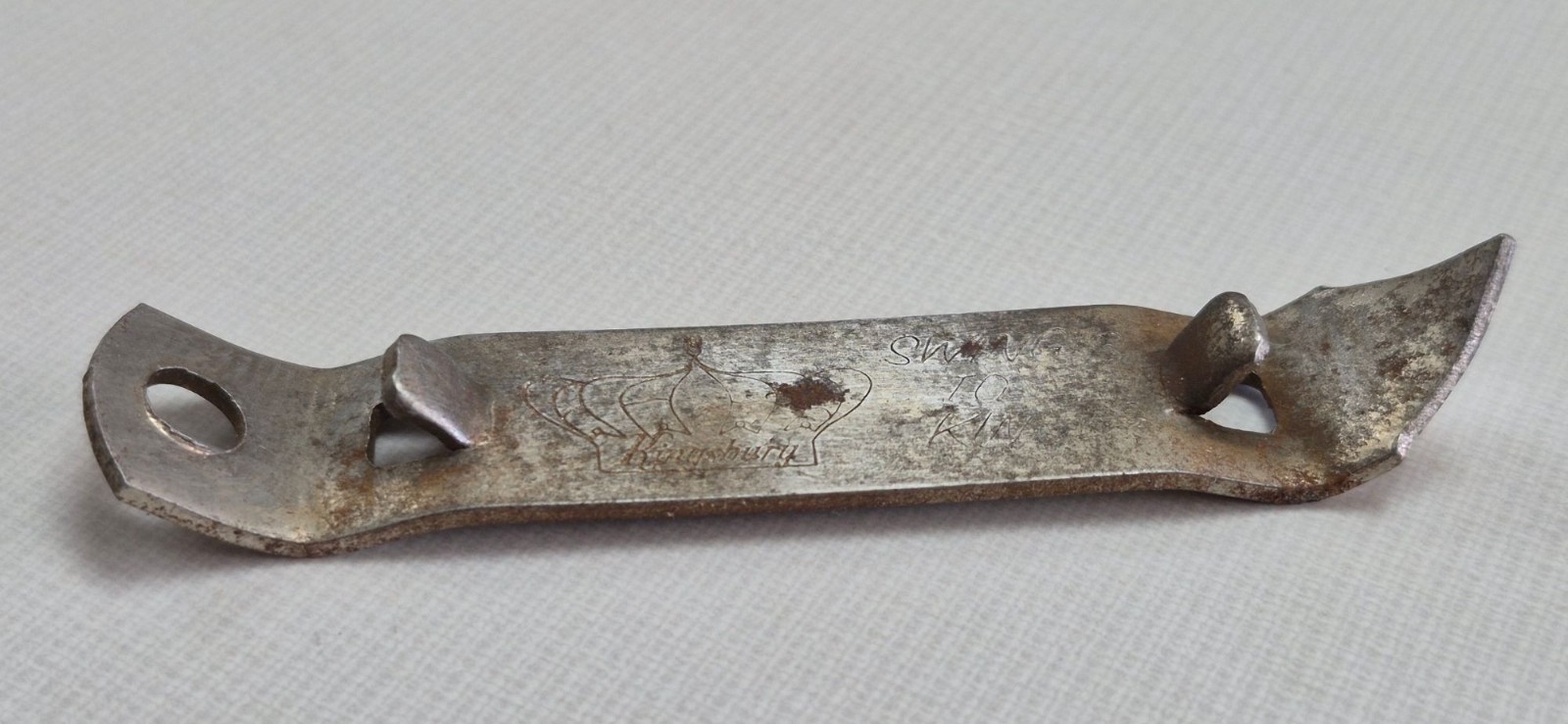 Kingsbury Swing to King Church Key Bottle Opener Can Pry