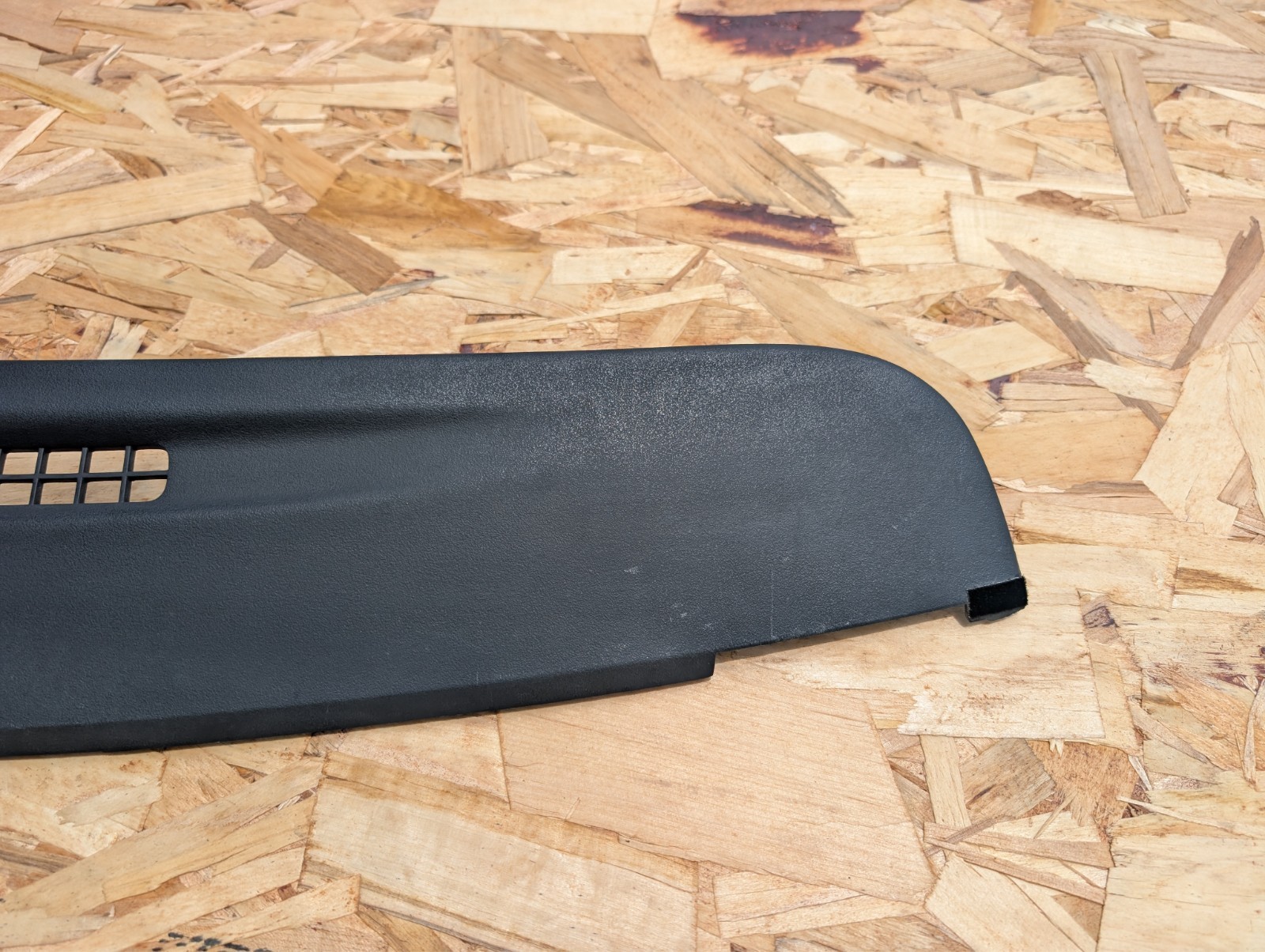 1995-2005 Ford Ranger Dash Board Defrost Vent Interior Panel Explorer Sport Trac