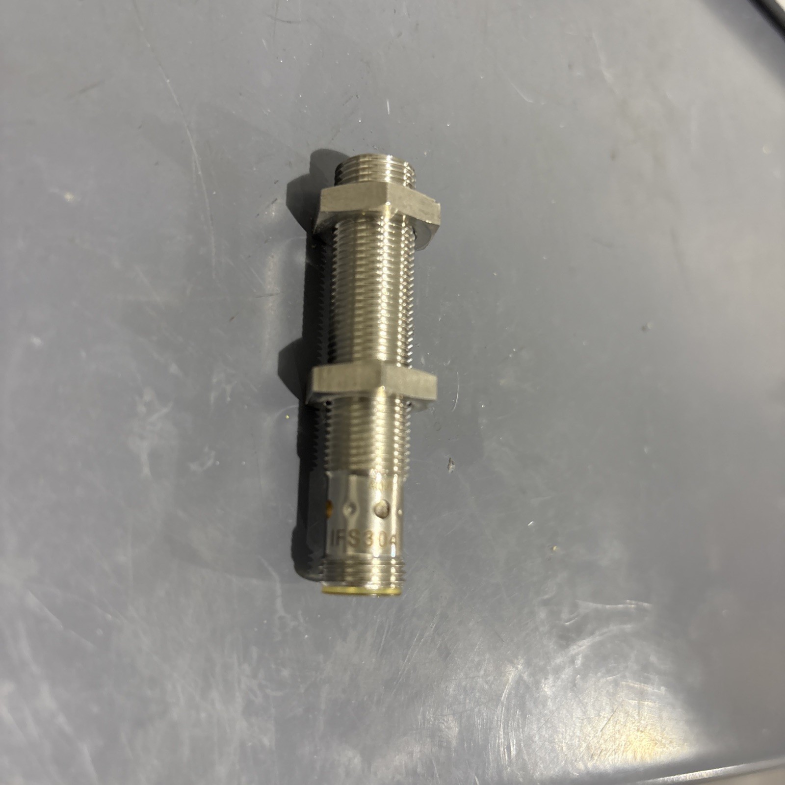 IFM IFS304 Inductive Sensor Threaded Type 10...30 DC PNP Less Then 20 Hours Used