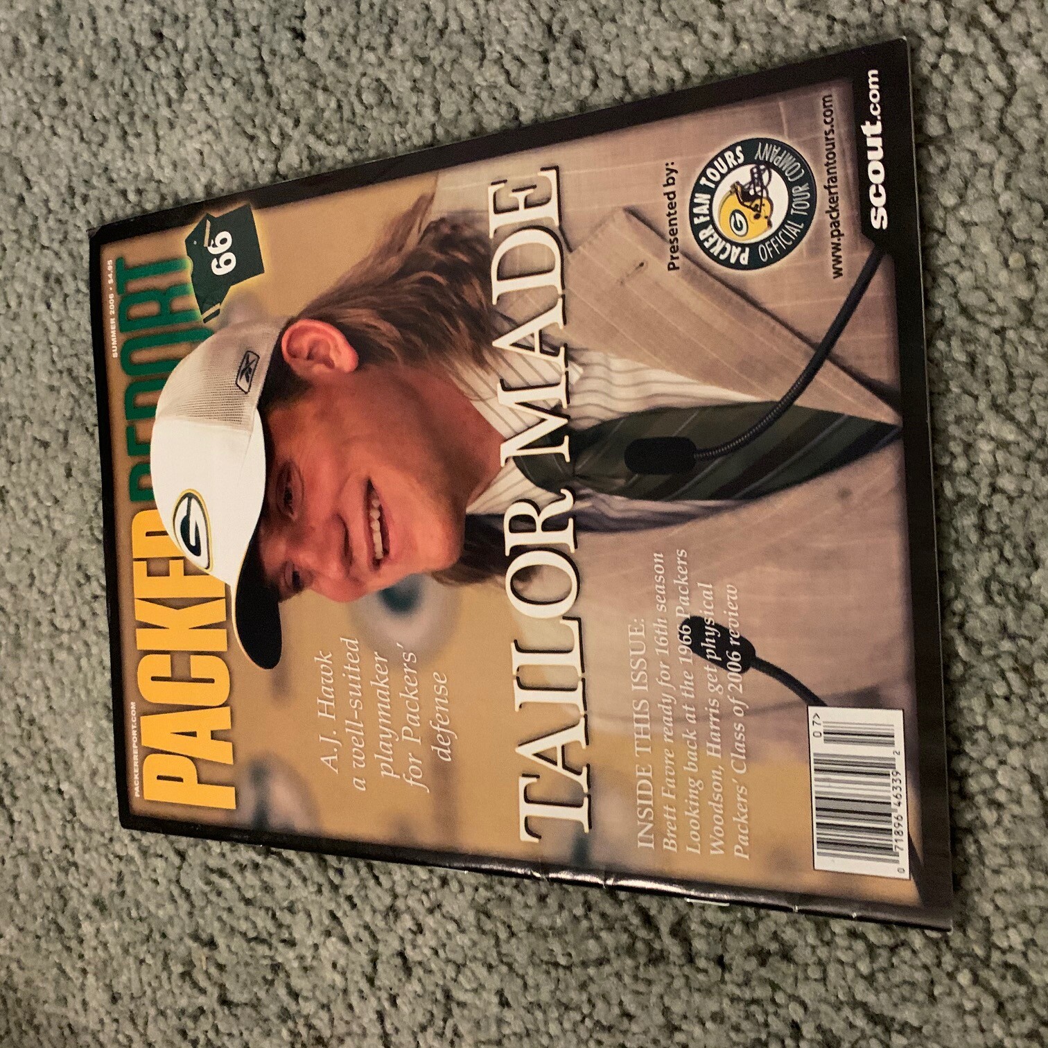 2006 Green Bay Packers Report Football Magazine AJ Hawk Cover Summer