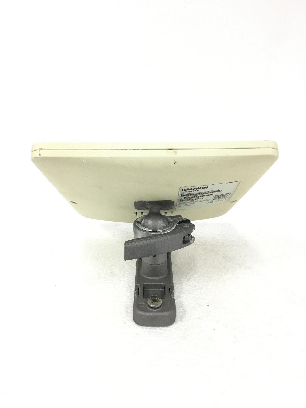 Radwin 5000 SU-Pro RW5600-0P58 Wireless Unit w/ Pole Bracket – Used Working