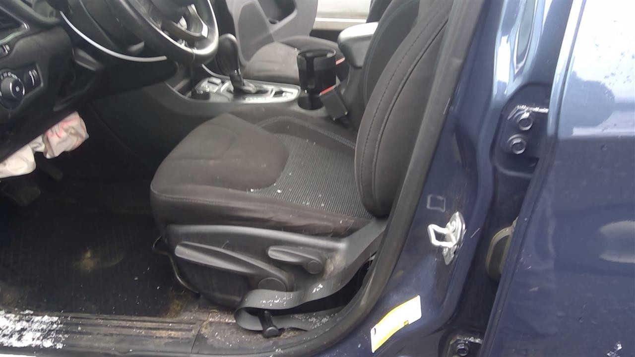 Used Glove Box fits: 2019 Jeep Cherokee Grade A