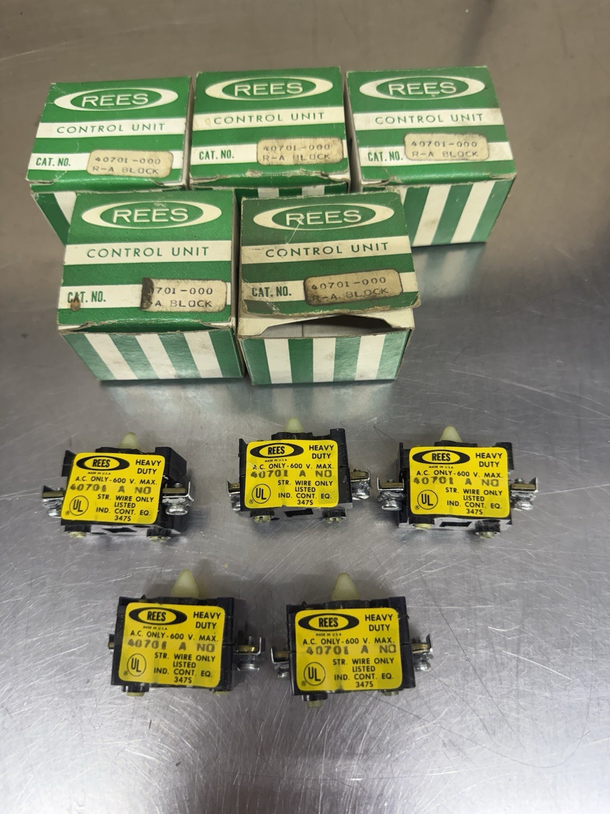 Lot Of 5 Rees 40701-000 Contact Block Normally Open New Old Stock 40701