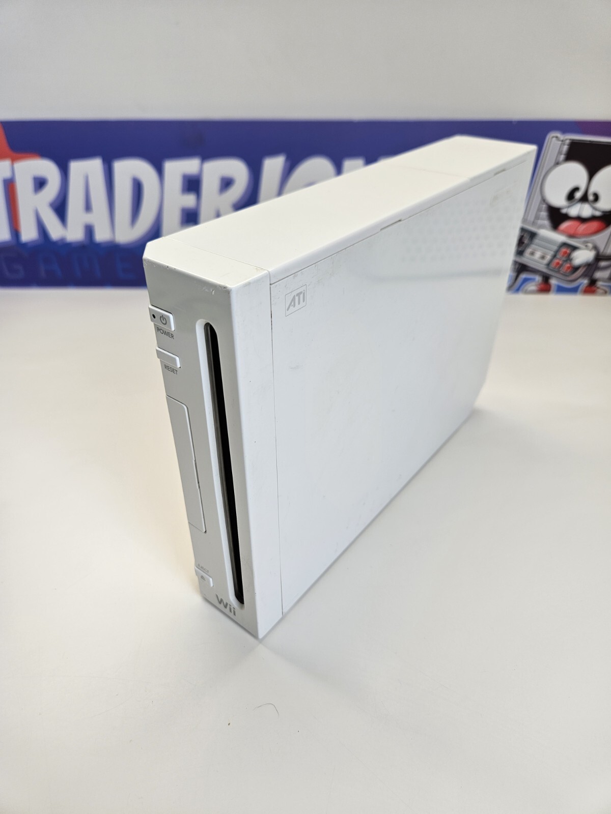 White Nintendo Wii System Complete (Nintendo Wii, 2010)