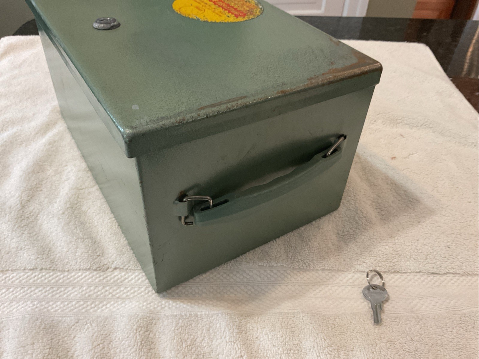 Fire Resistant Portable Security Chest Key Lock 12.5x 6x 8 “fire box”