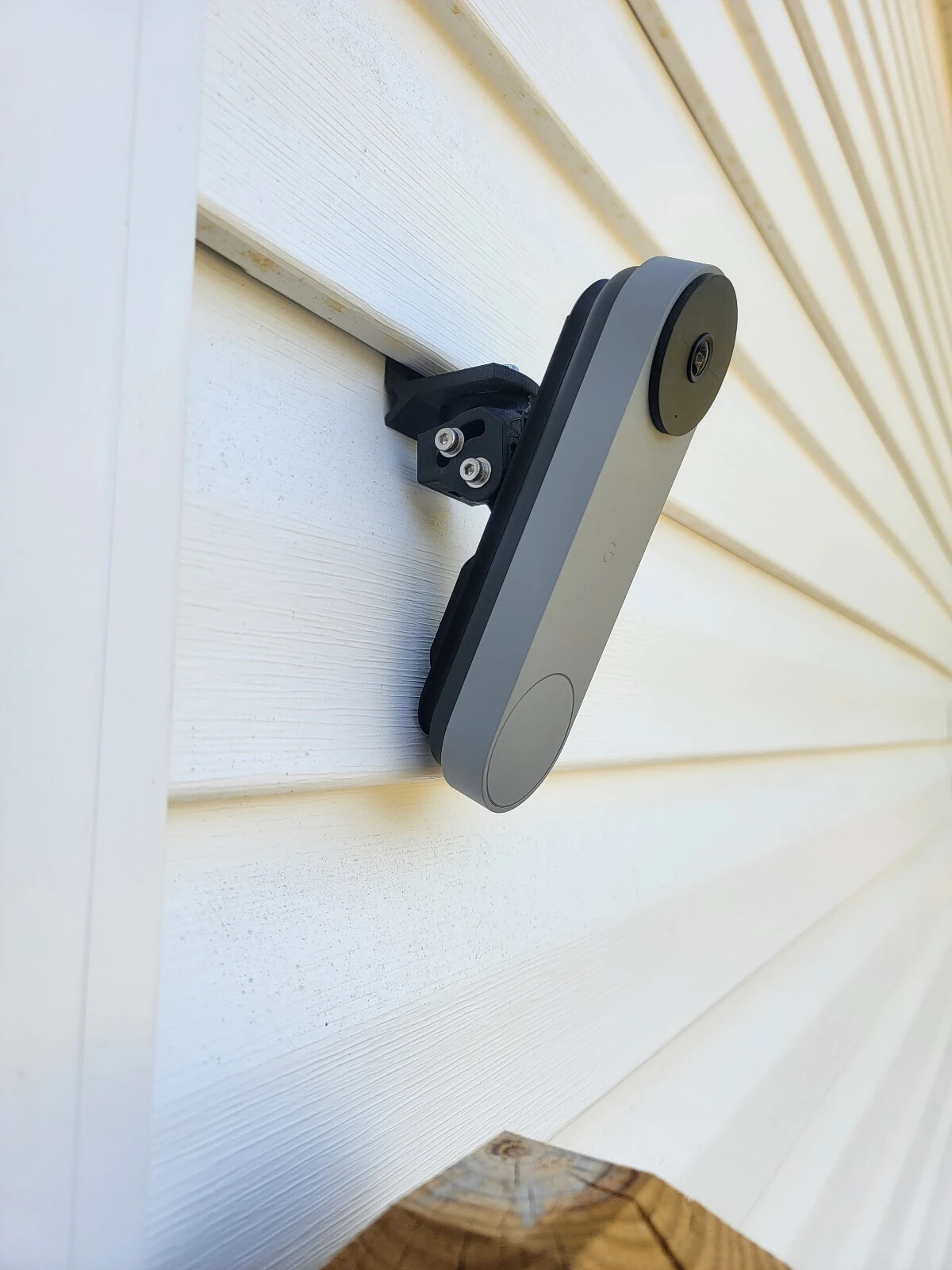 Google Nest Battery Doorbell Camera (NO SCREW REQUIRED) Adjustable Mount