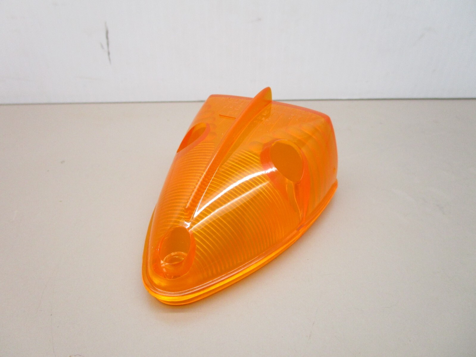 Weldon  No. 5050  Amber Clearance Marker Light Lamp Lens Dome