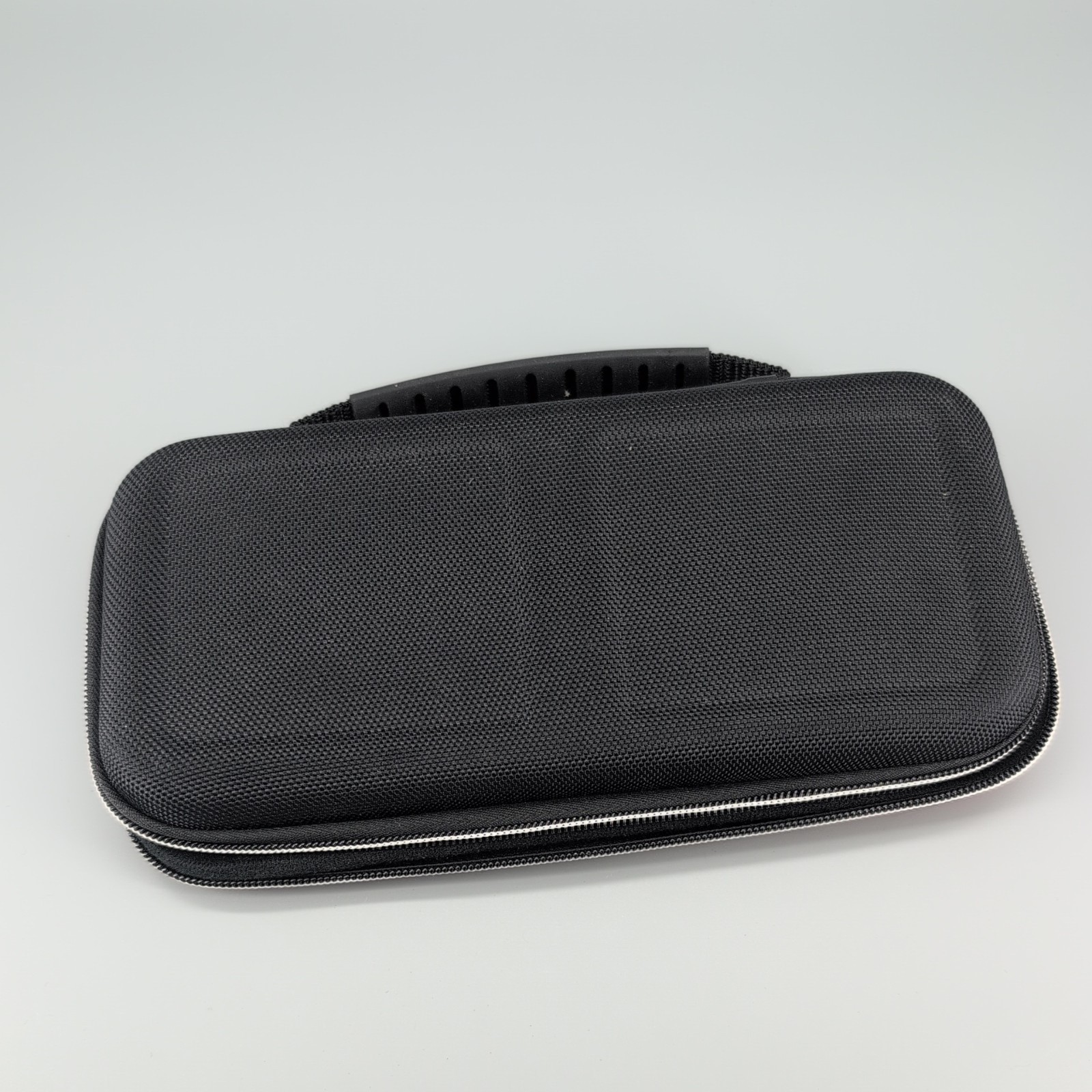 Nintendo Switch Traveler Case Red