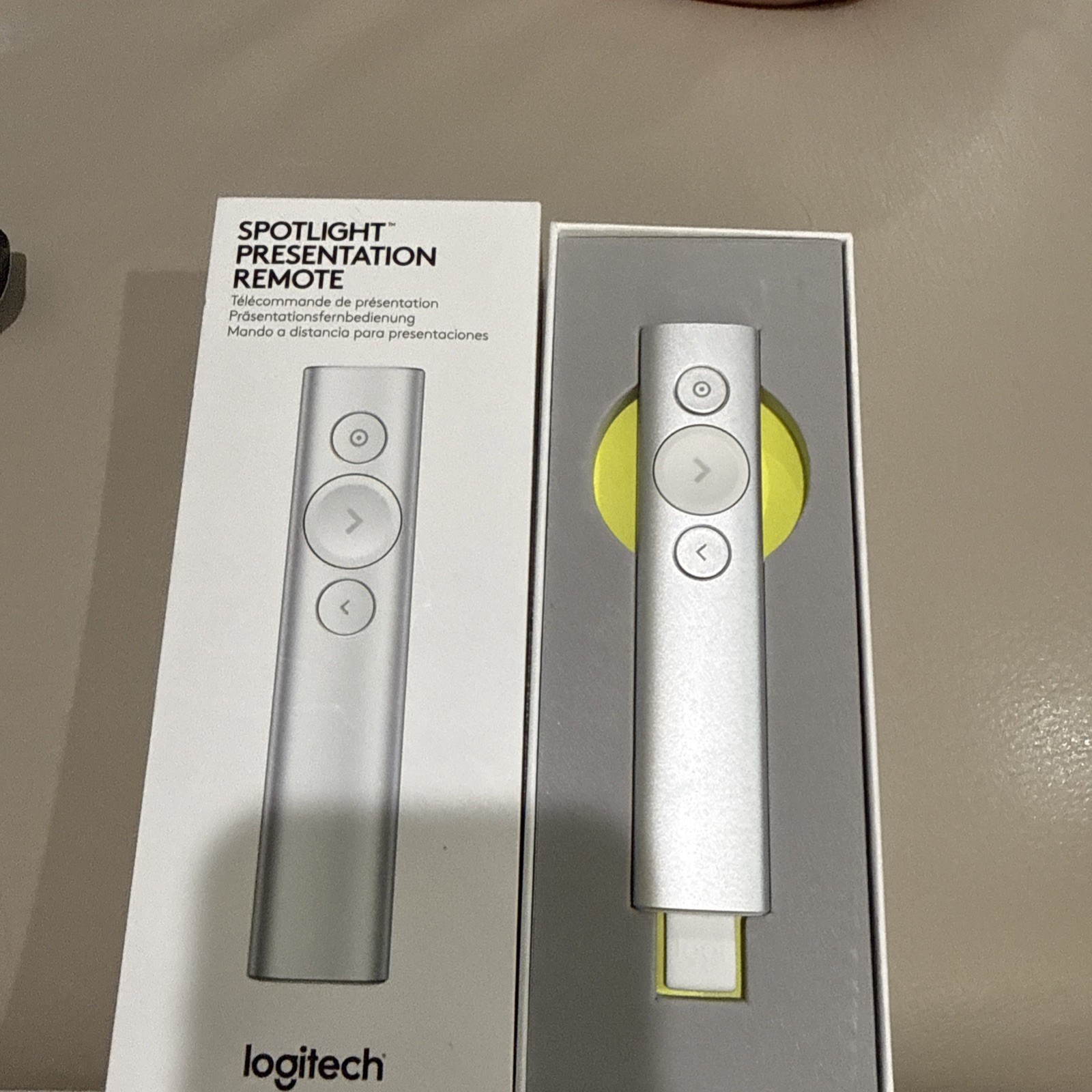 Logitech Spotlight Presentation Remote Silver