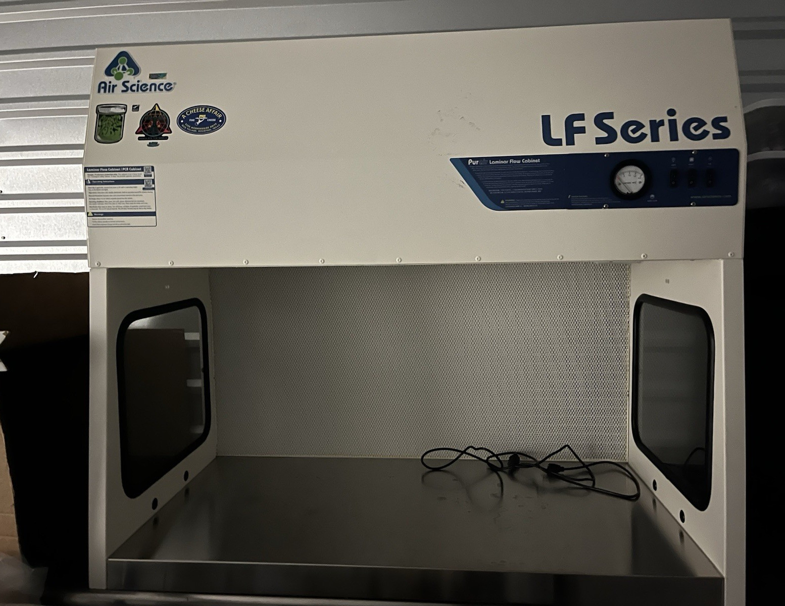 Air Science LF Series Laminar Flow hood