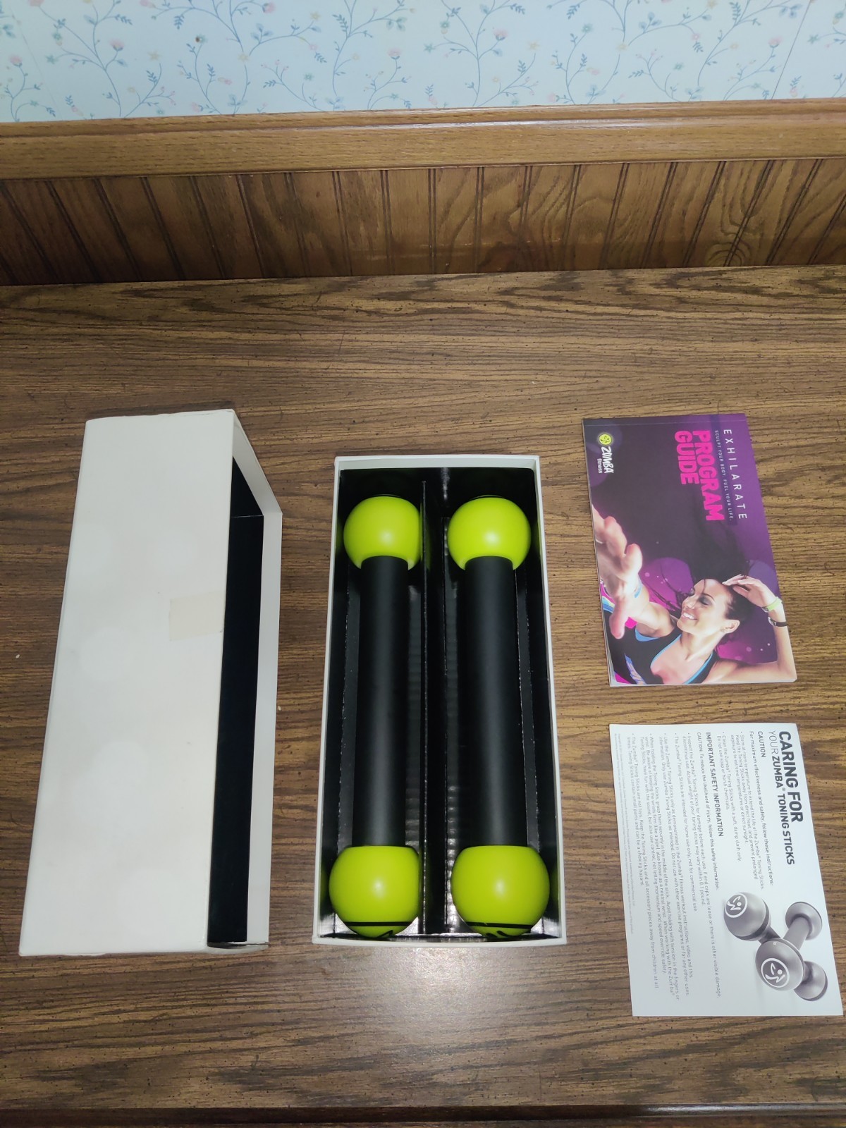 Zumba Toning Sticks 1 lb Pair – With Manual & Box – Fitness Workout Weights