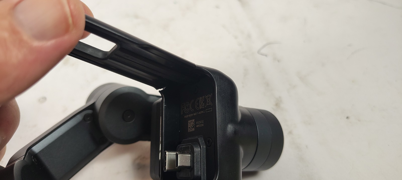 GoPro Karma Grip 3-Axis Handheld Gimbal Stabilizer w/ Case & USB-C Cable
