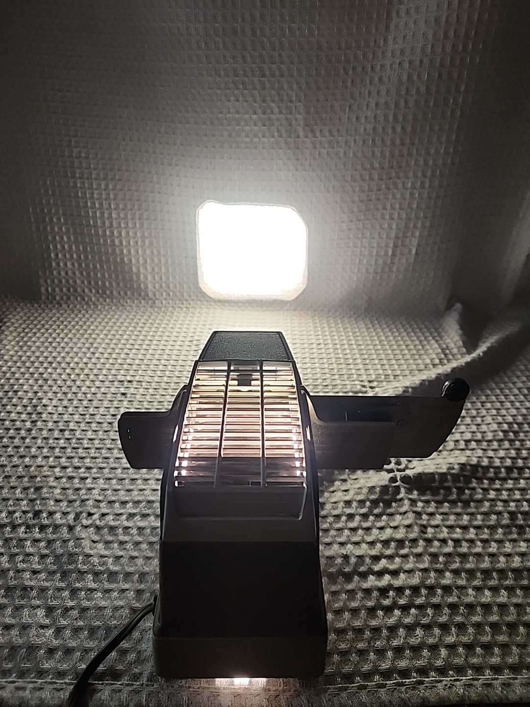 Bell & Howell Headliner Model 707 slide Projector Light Works Great Condition