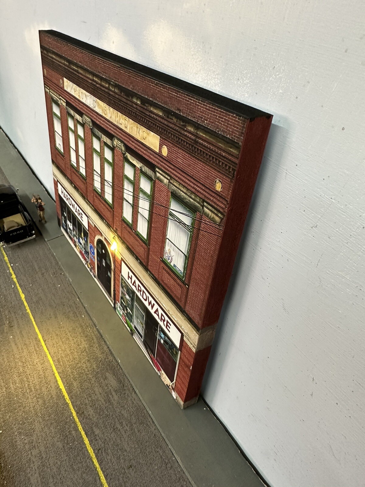 HO Scale HARDWARE STORE - Building Flat/ front w/LED - scratch built 1:87