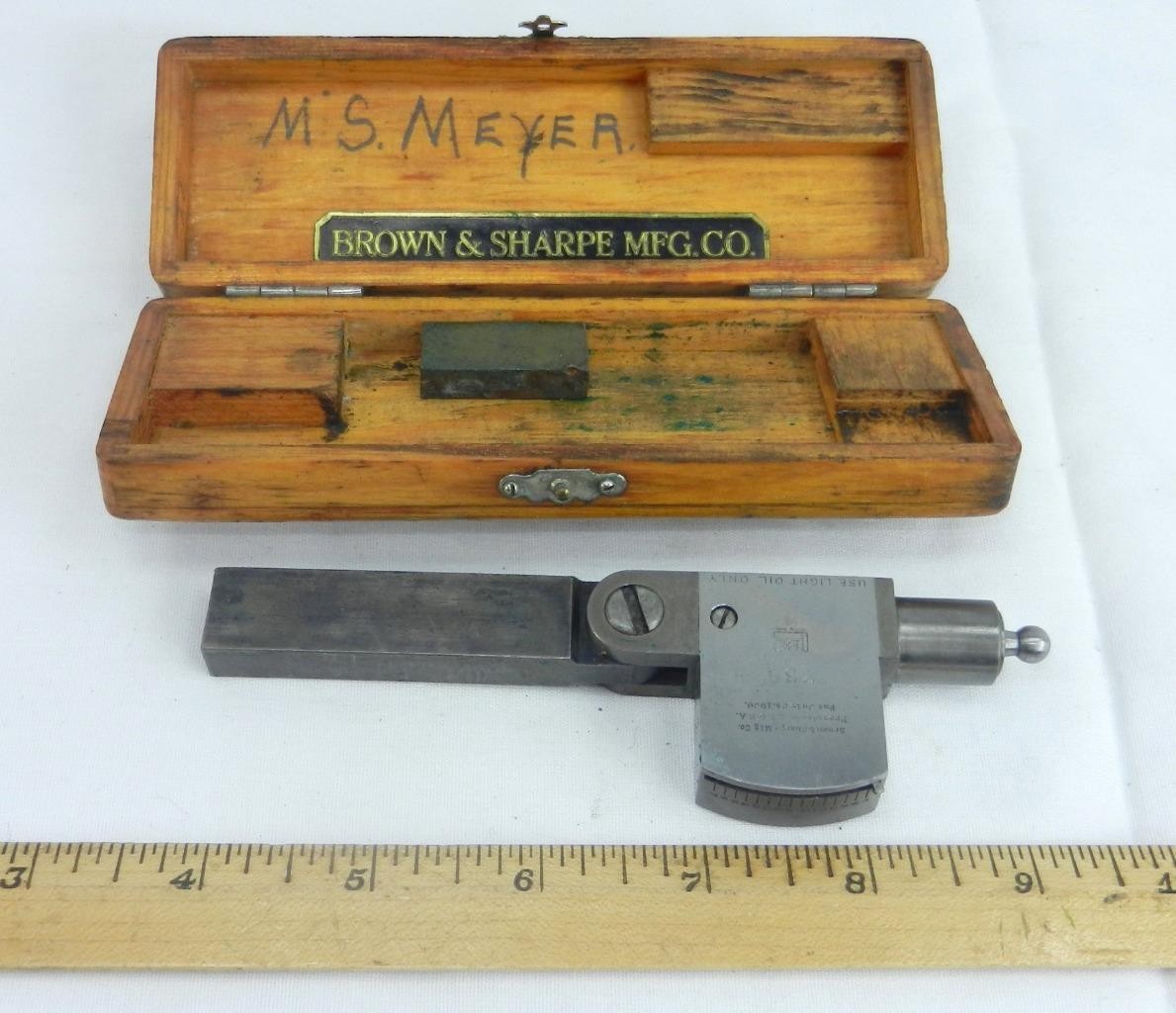 EARLY BROWN & SHARPE No. 738 INDICATOR  MACHINIST TOOLS USA  w/ CASE !