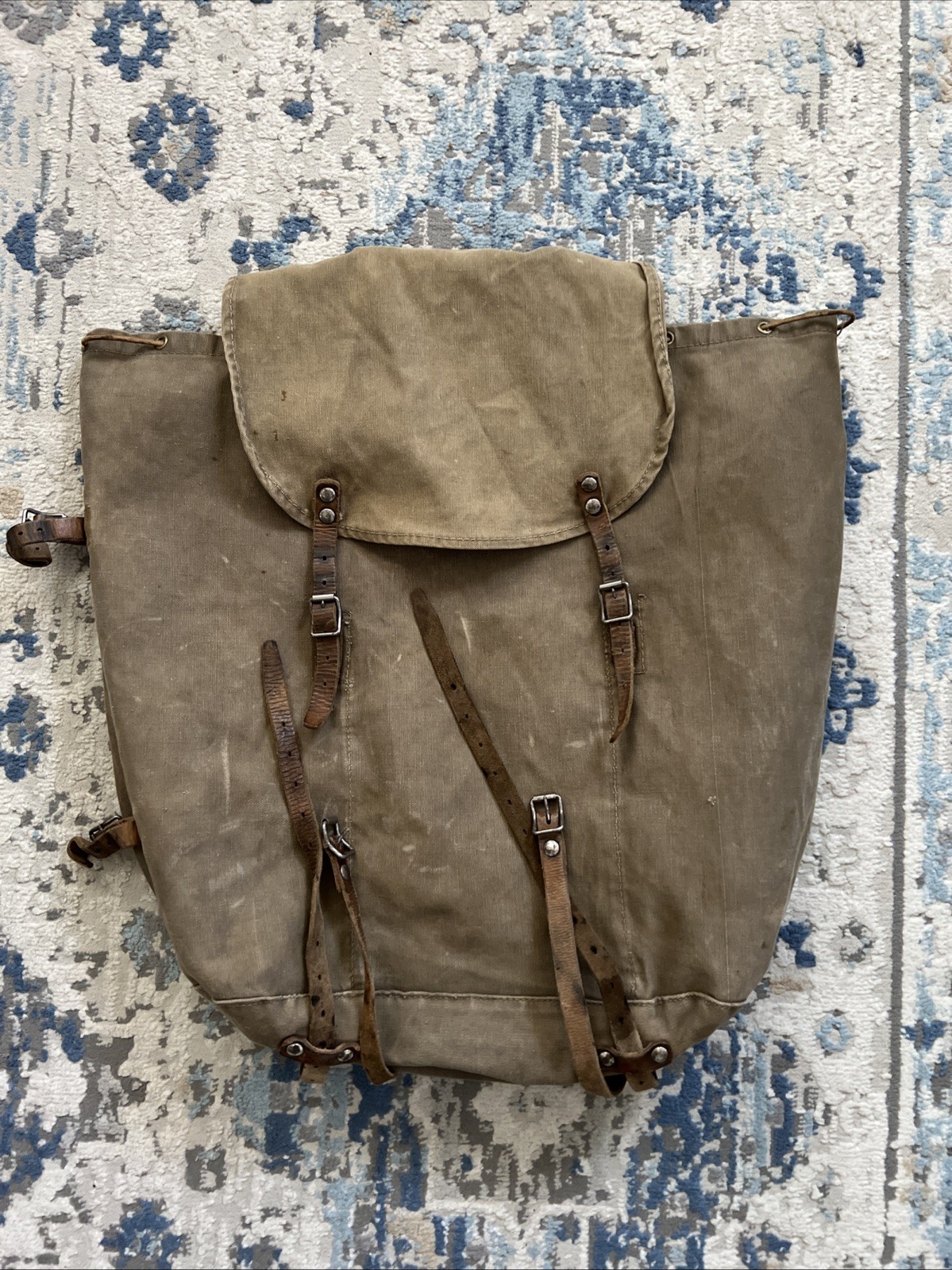 VTG SWEDISH ARMY M39 BACKPACK Leather Canvas Frame WW2 Rucksack 3 Crowns