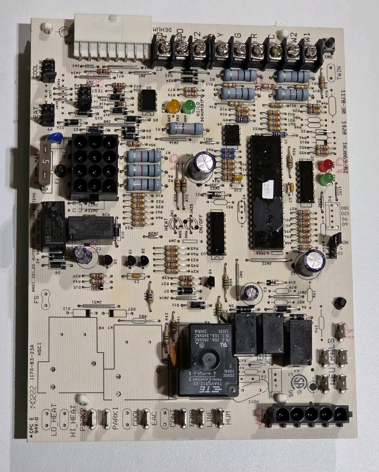103069-02 1170-83-23A 1170-30 ML193UH90P48C-02 Control Board Lennox Furnace