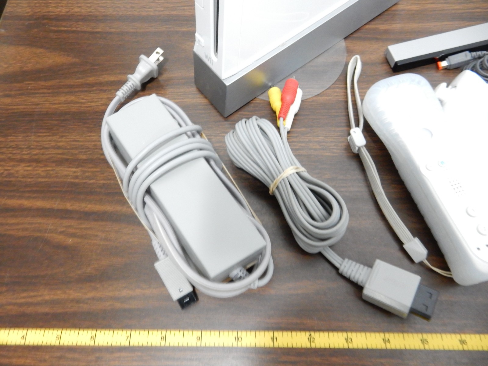Wii system 2 controllers cords sensor bar more TESTED WORKS GREAT