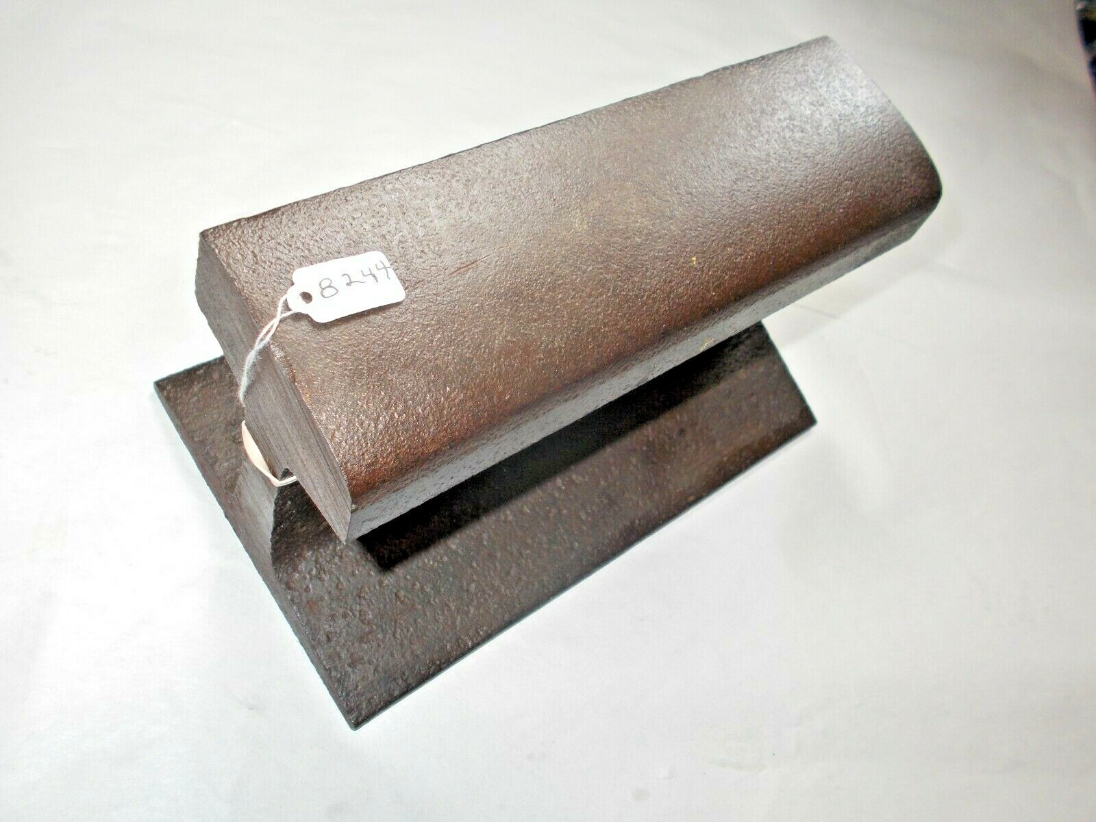 Anvil, Railroad Rail Anvil 15 lbs.6 oz., 8" Long 4-3/4" Wide at Base 4-3/8" Tall
