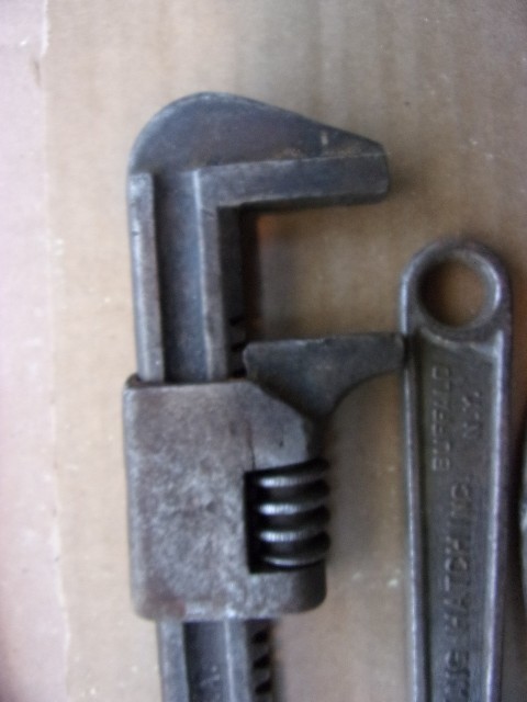 ANTIQUE McKAIG HATCH TOOL KIT LOT
