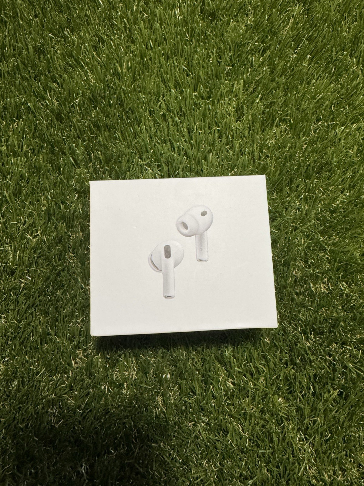 Apple AirPods Pro 3rd Gen Wireless Bluetooth USB-C MagSafe In-EarEarbuds White