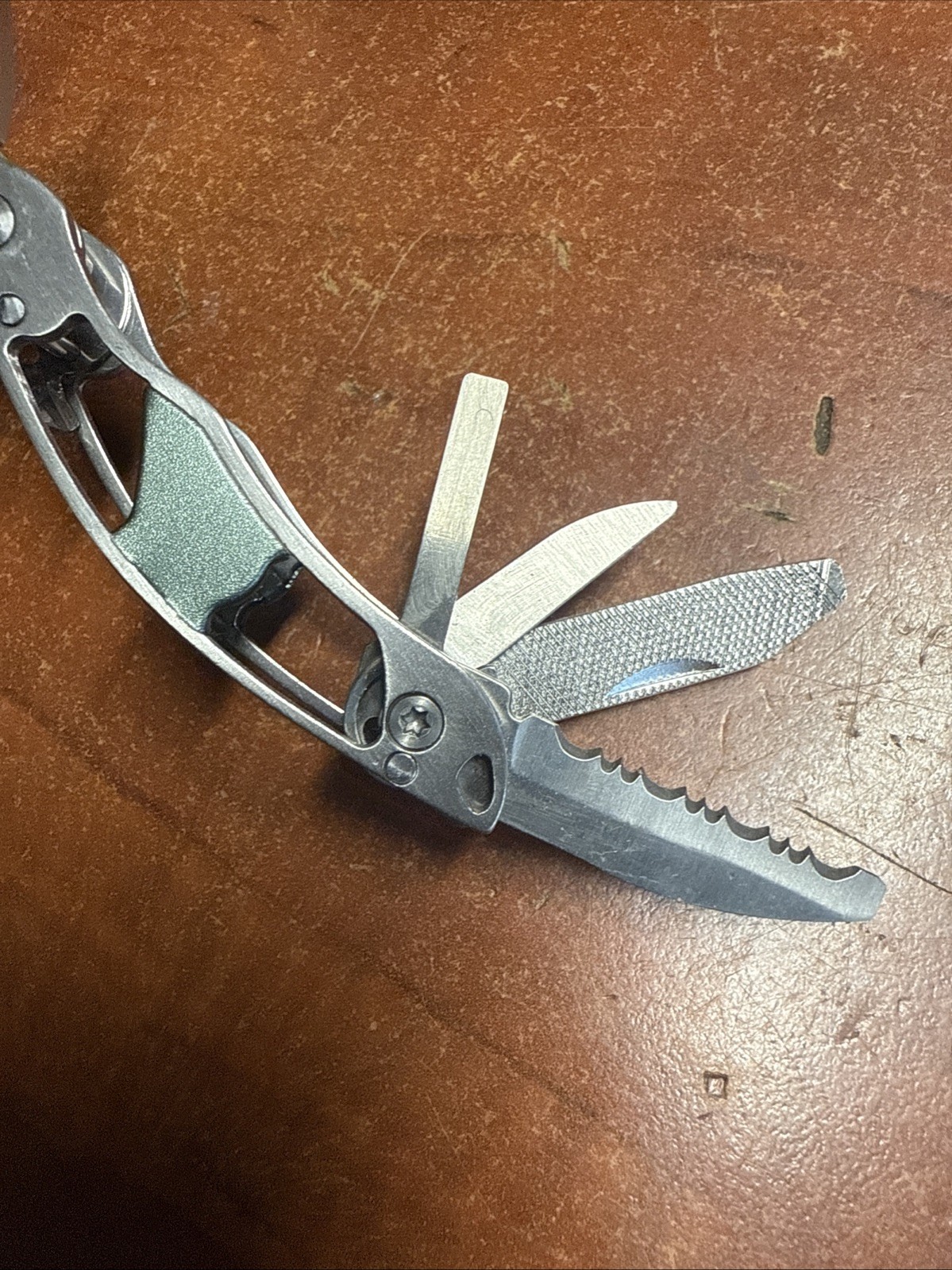 True TU194 Utility Frame Work Mini 9 In 1 Multitool 3” Length Slightly Use
