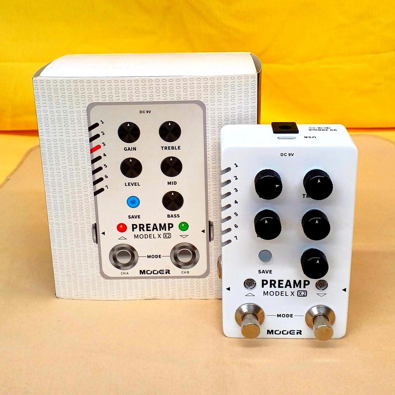 MOOER MODEL X2 Guitar Effect Pedal Stompbox Used