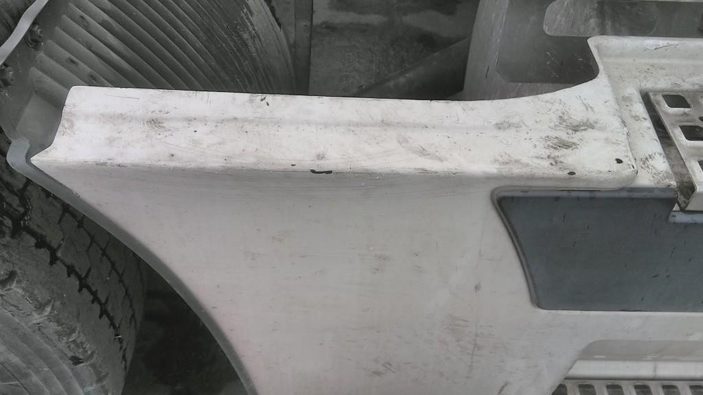 For 2006 VOLVO VNL SIDE FAIRING Right , OH