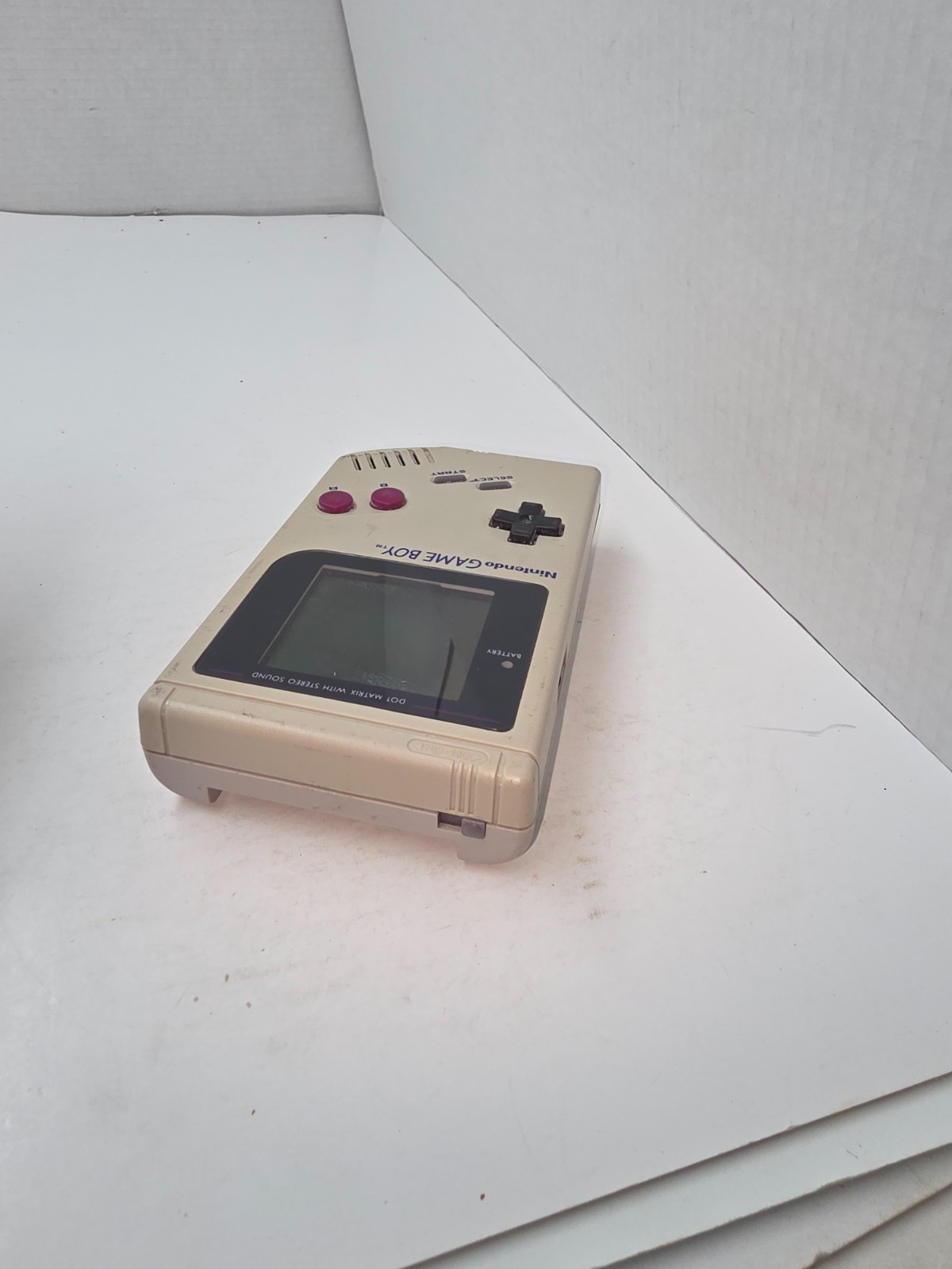 Powers On & works has Sound Gameboy Original DMG-01 Console Could use new LCD C6