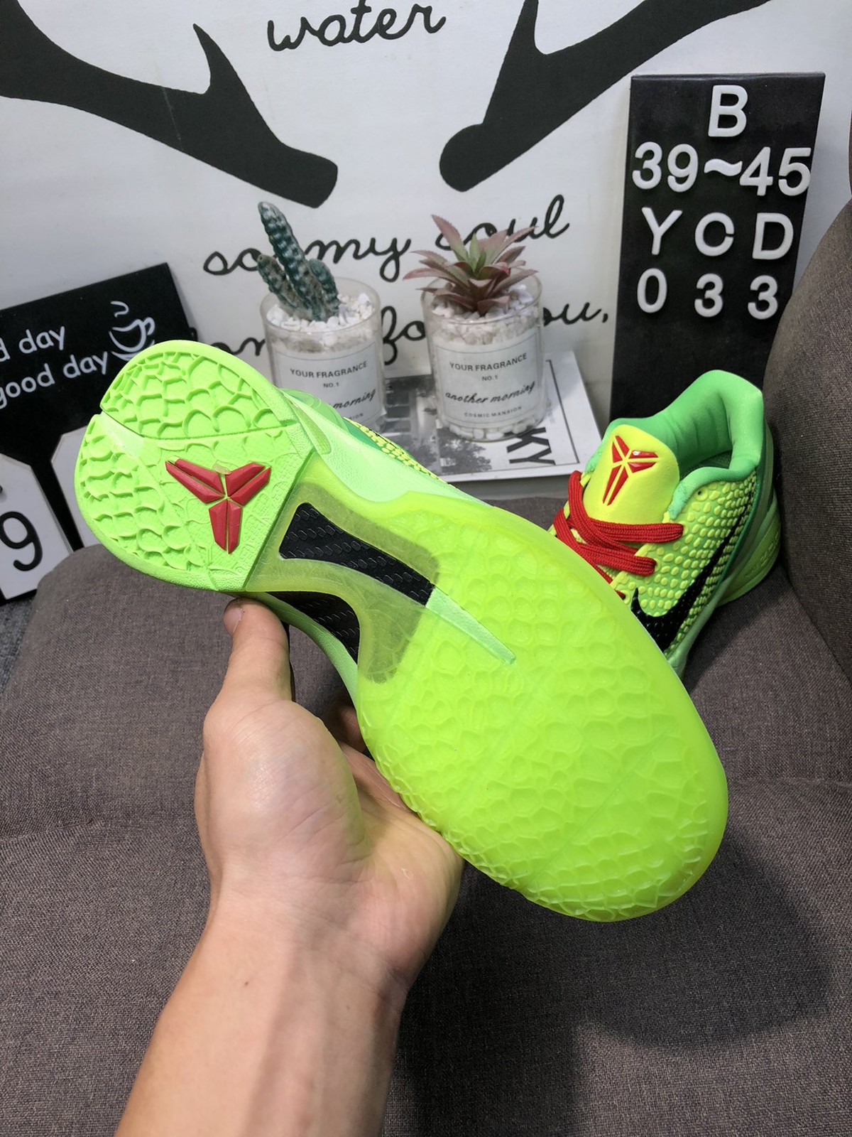 NK Zoom Kobe 6 Protro Grinch CW2190-300