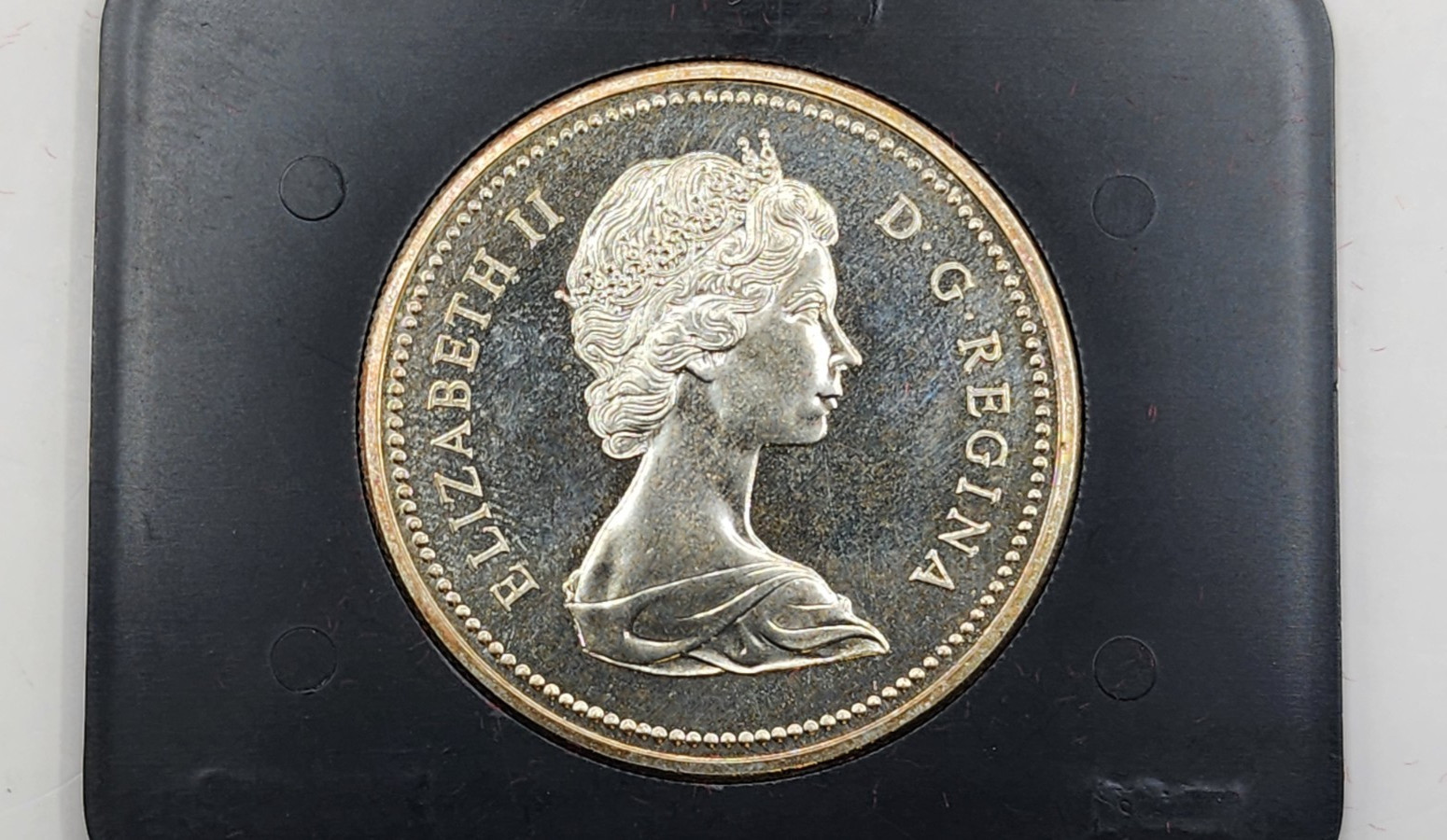 1972 Canada 1 Dollar Silver Coin - KM#64.2a