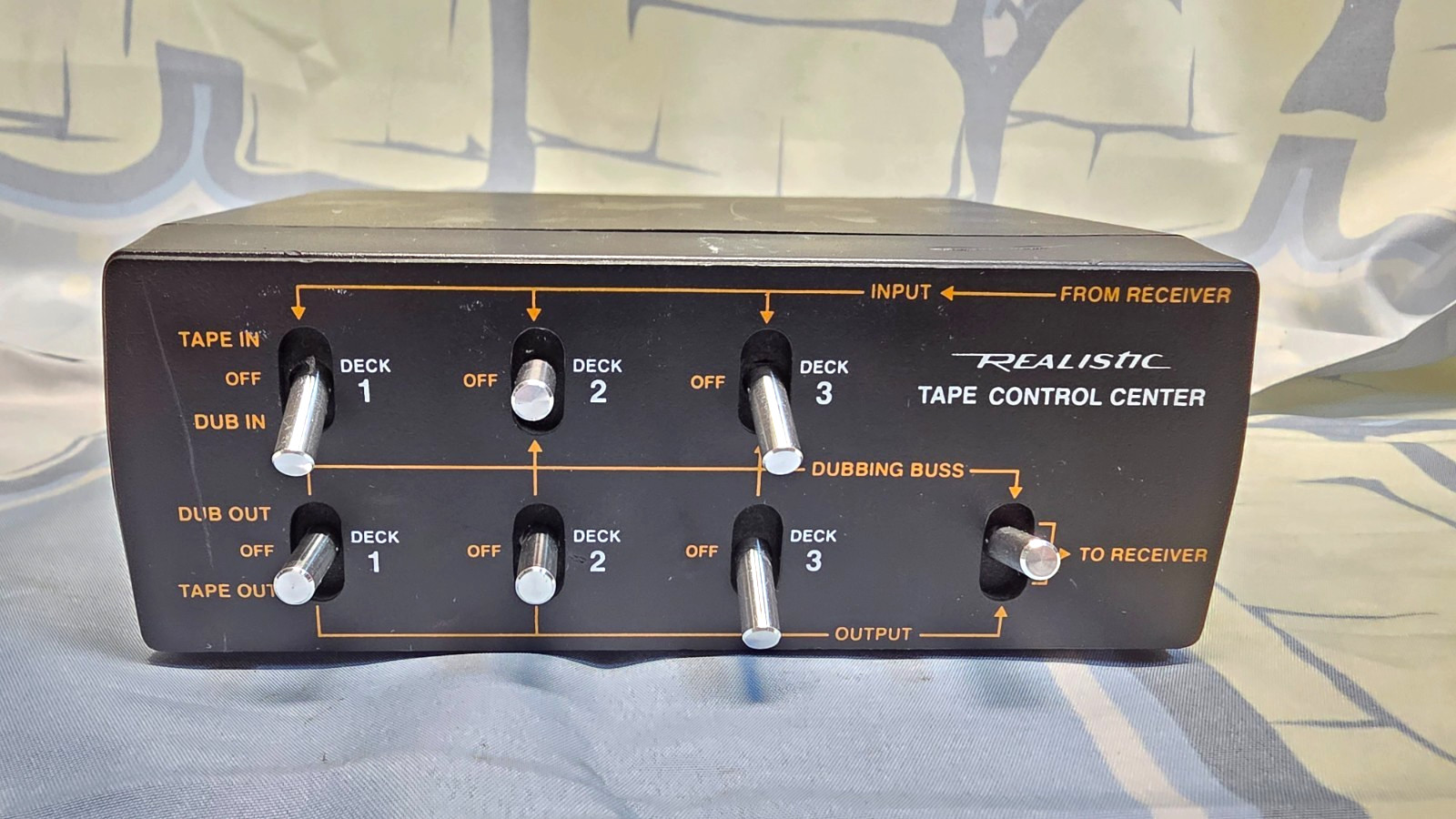 Realistic 3-Deck Stereo Tape Control Center Model No 42-2105 Vintage Radio Shack