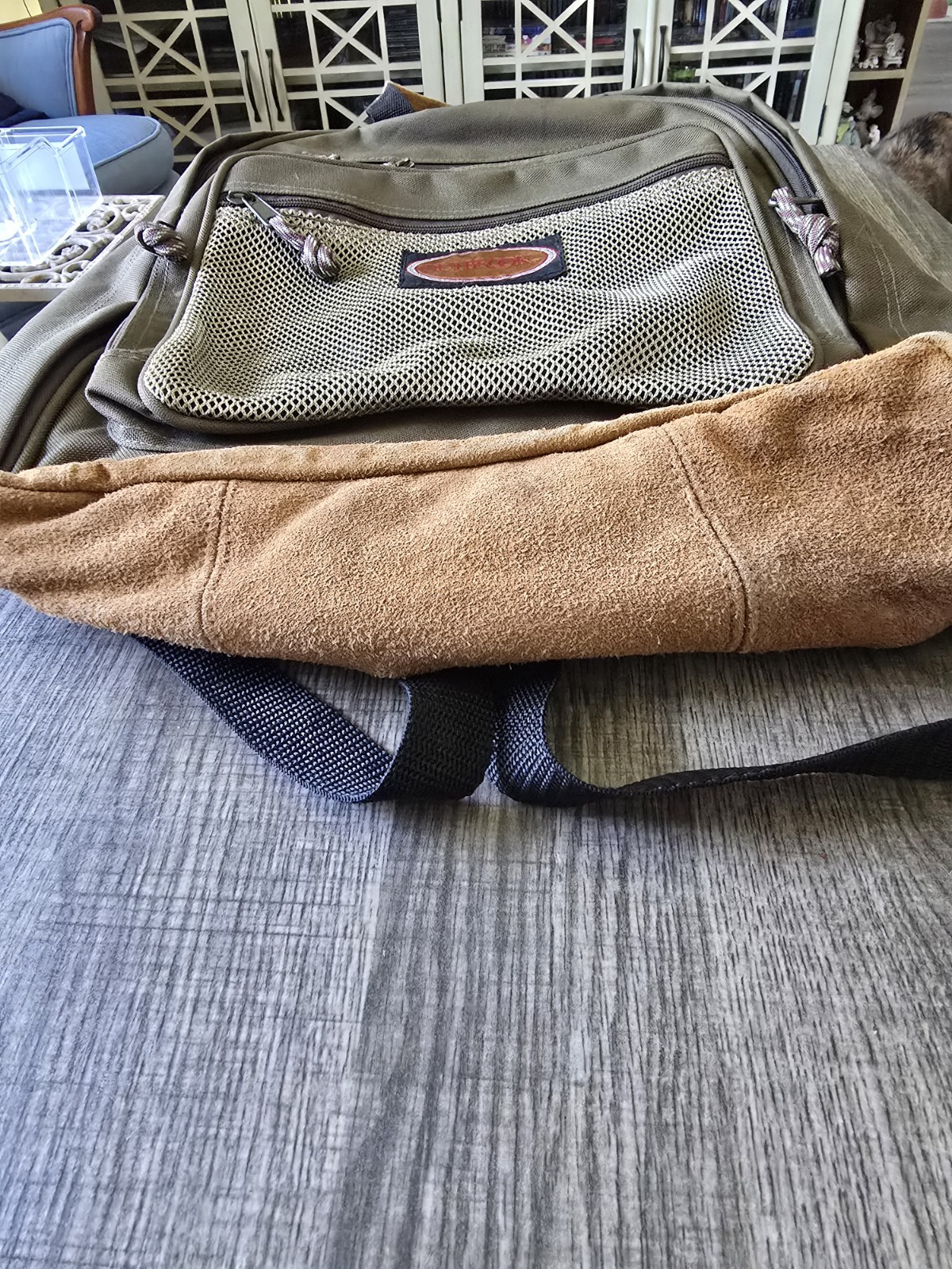 Outbrook Canvas Hiking Backpack Medium Green/Tan/Black 4 Pockets Padded Straps