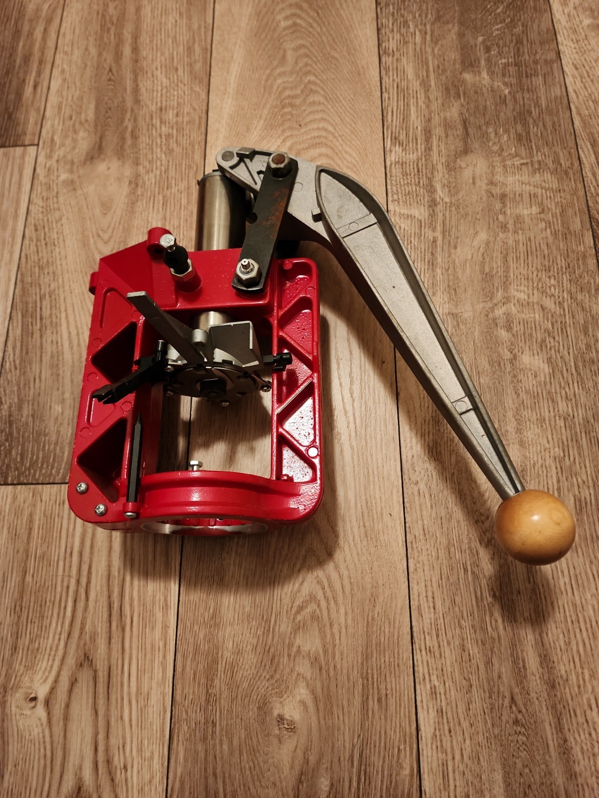 Lee Loadmaster 5 Station Progressive Reloading Press