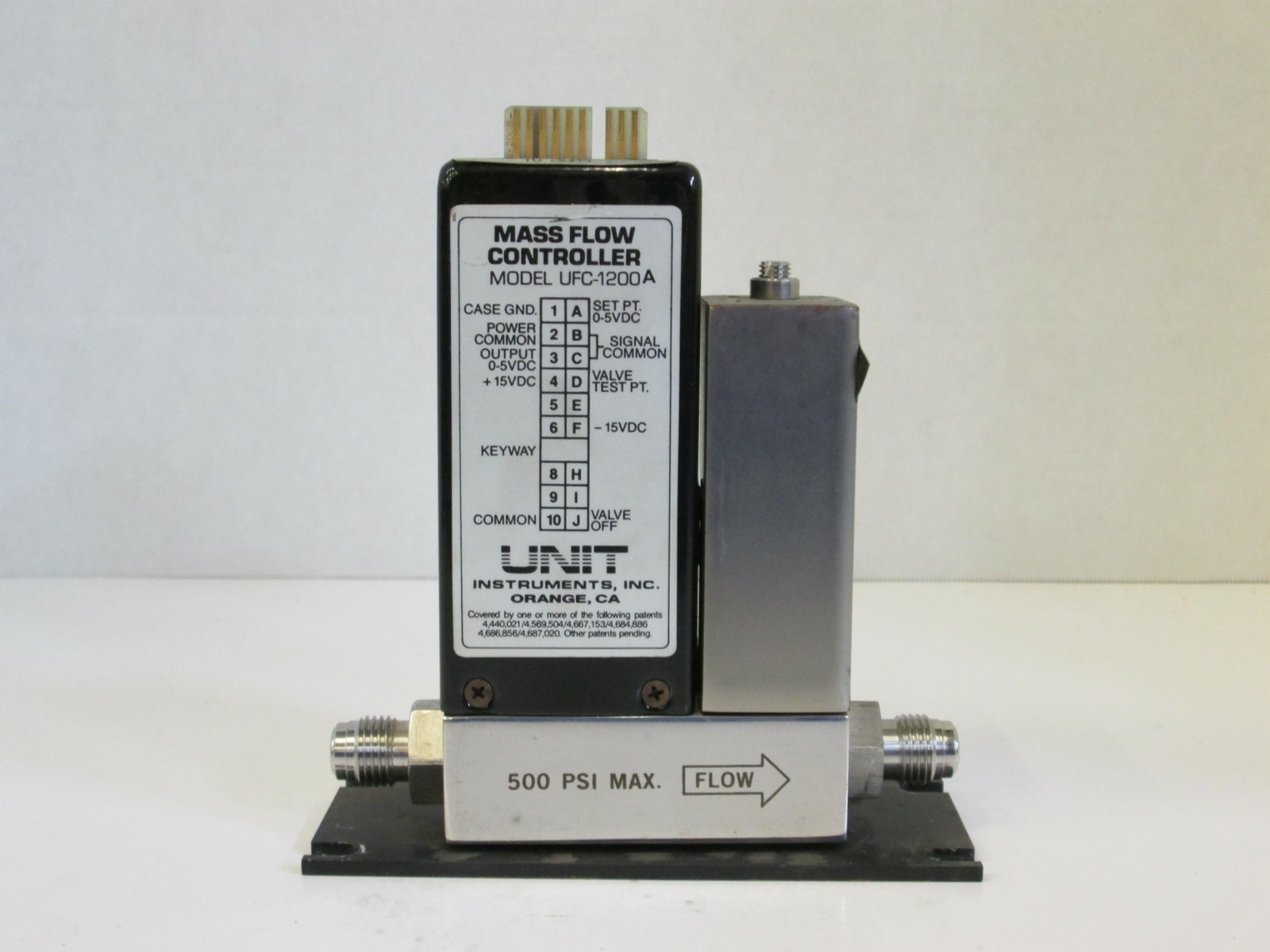 Unit UFC-1200A Mass Flow Controller, Gas- O2, Range- 10 SLPM, Used