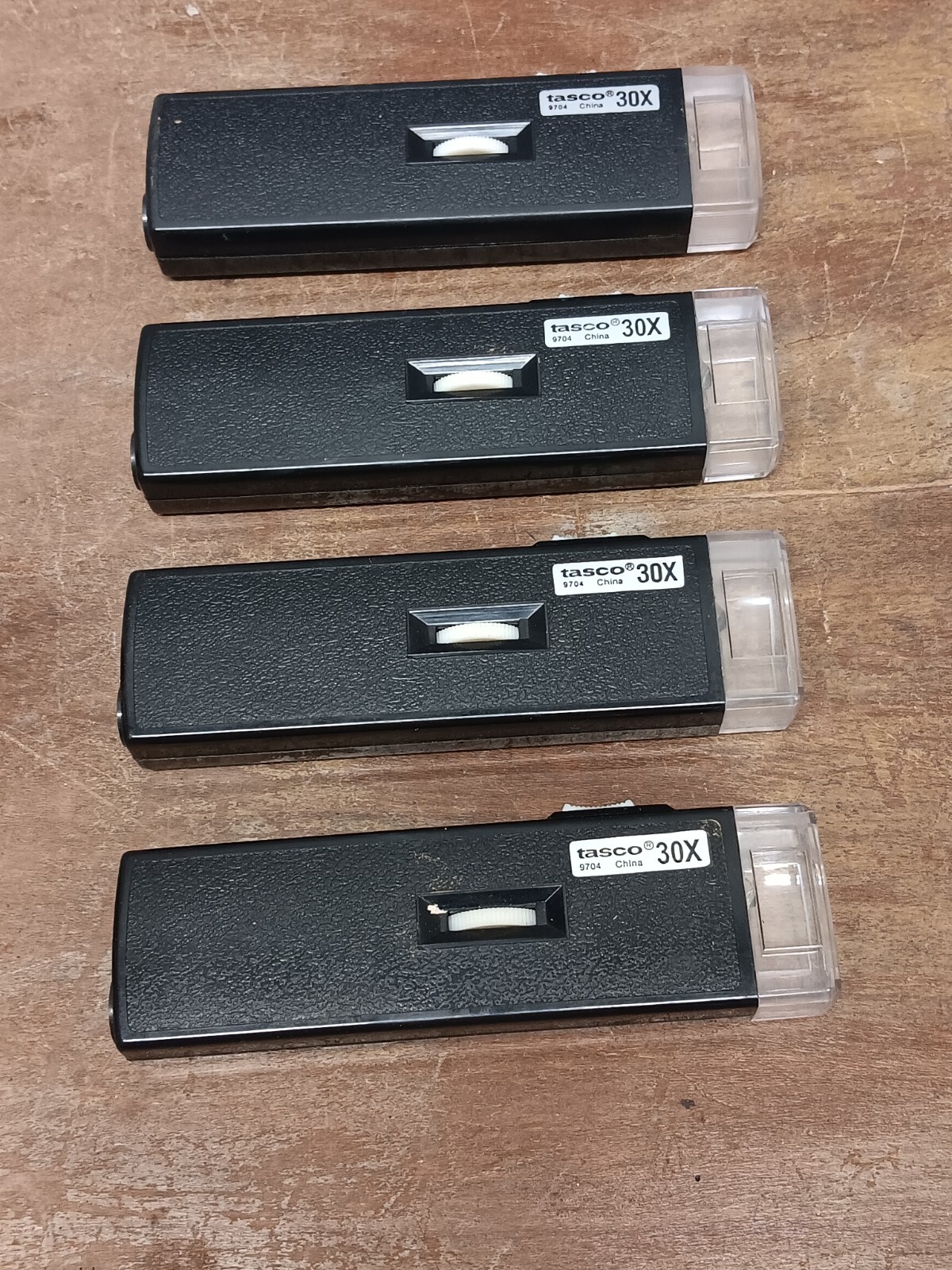 4 Vintage Tasco 30x Illuminated Pocket Microscope  9704 UNTESTED