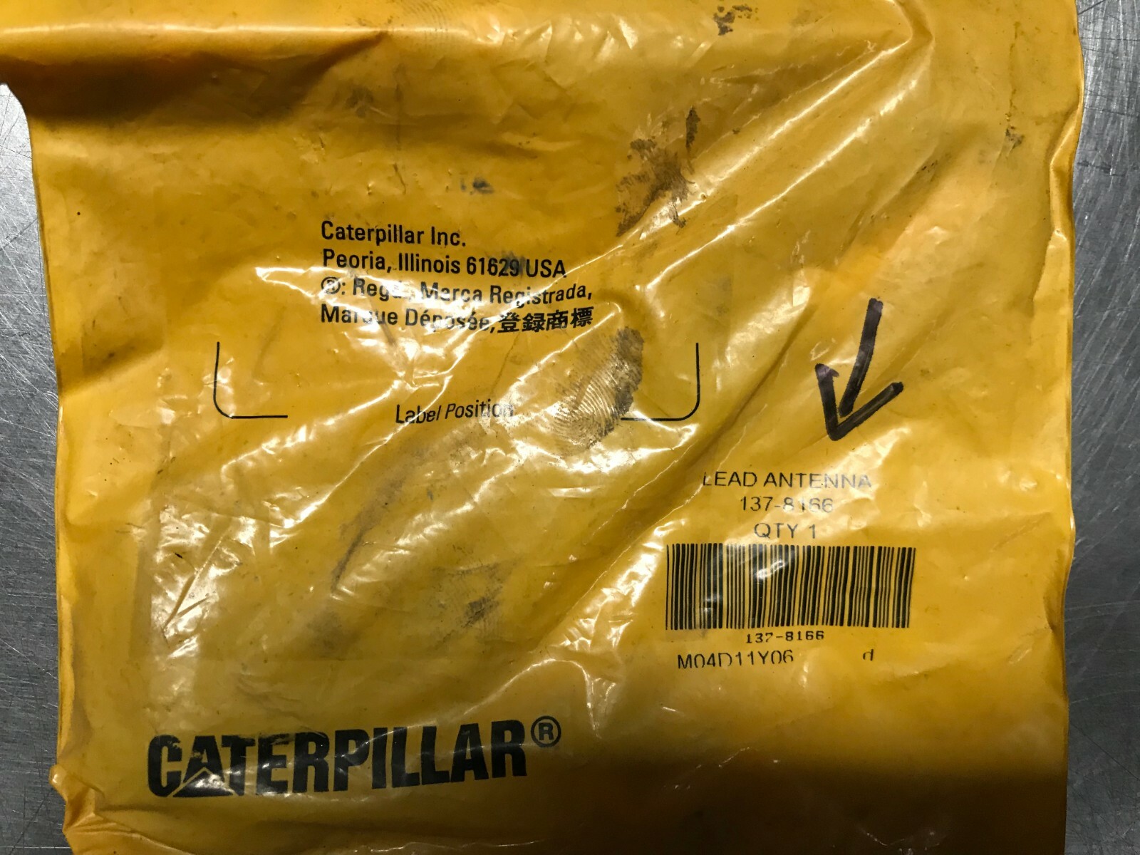 1378166  GENUINE CAT  ANTENNA LEAD   Caterpillar  137-8166