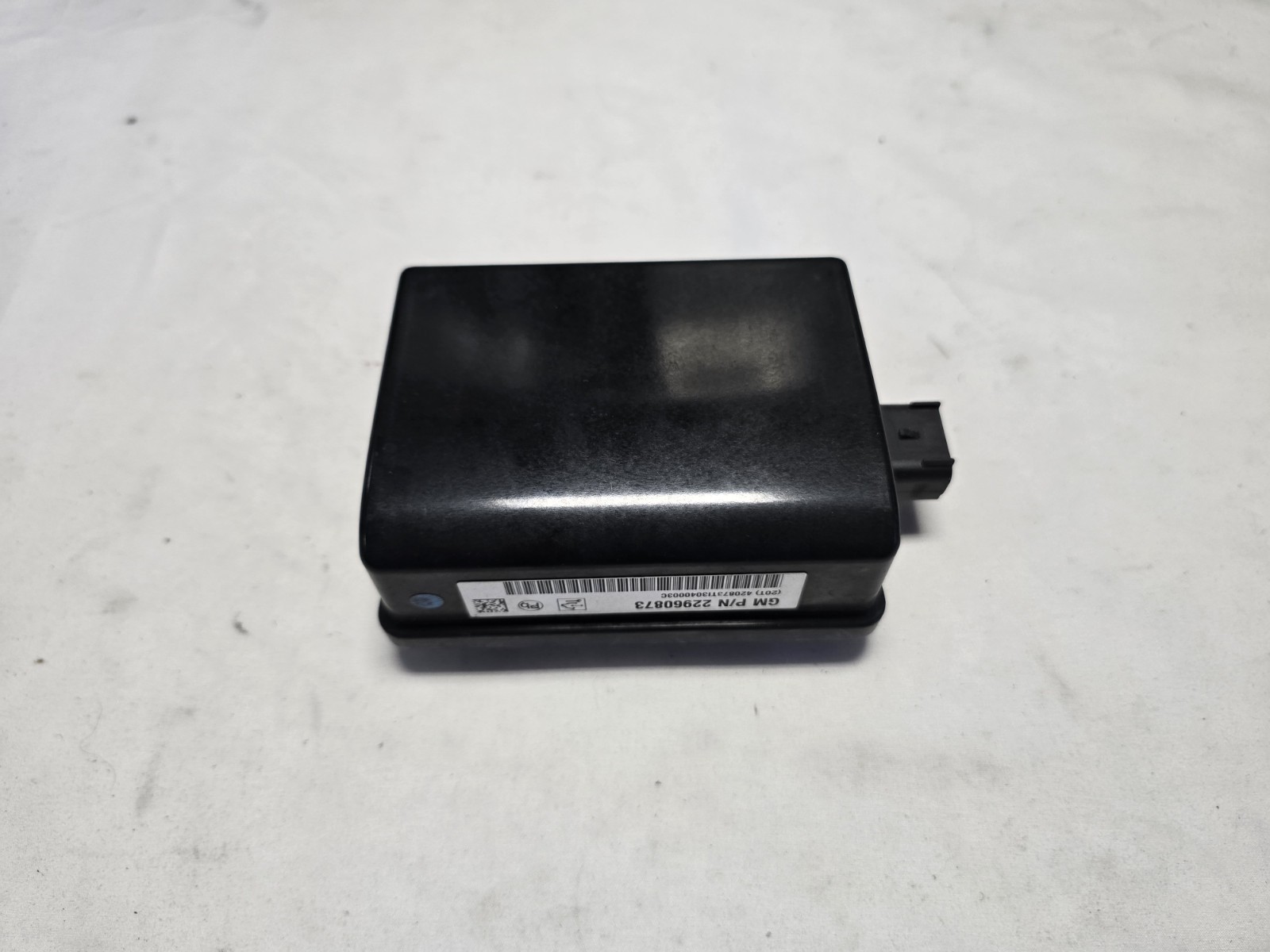 2013 Cadillac XTS Adaptive Cruise Distance Radar Module (OEM) 22960873