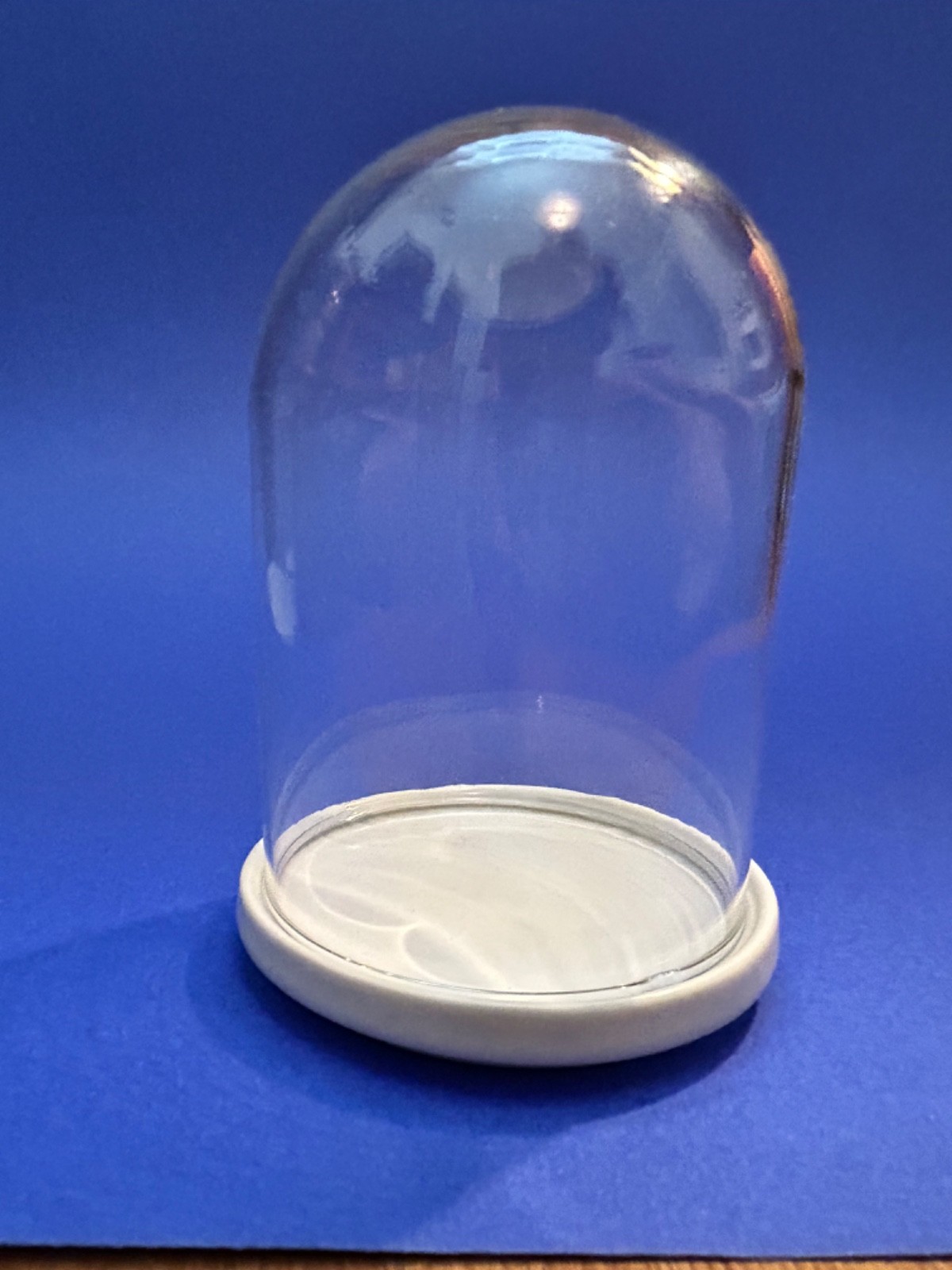 4" Tall Glass Display Dome with 3.5" Diameter Porcelain Base