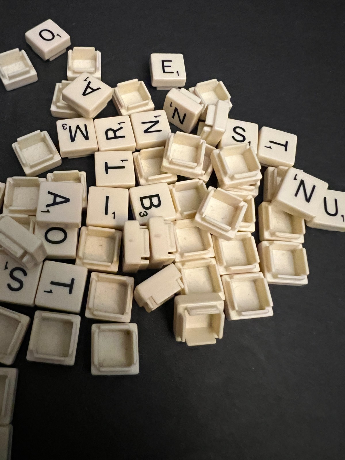 Scrabble Travel Folio Game Replacement Pieces Snap Letter Tiles 2001