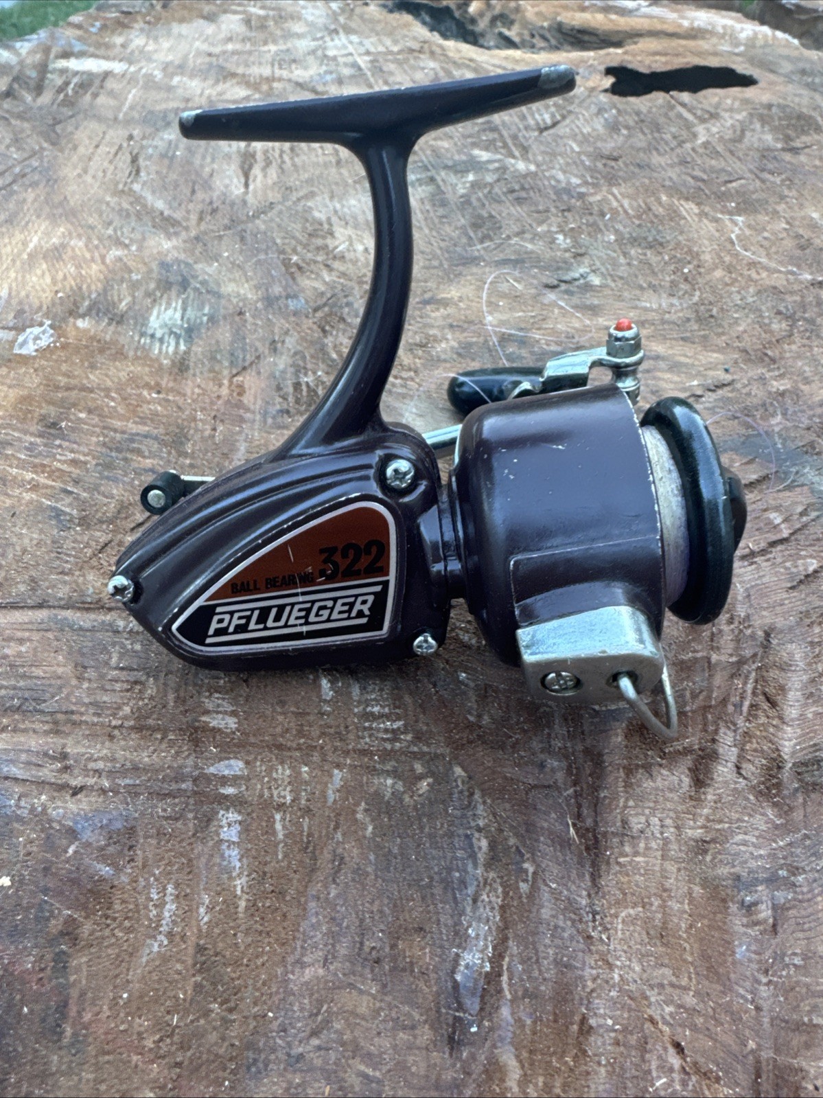 = Vintage Pflueger 322 Ball Bearing Fishing Reel Collectible Tested