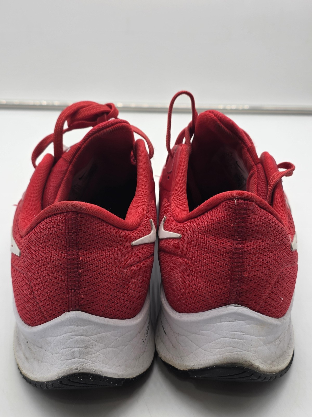 Nike Air Zoom Pegasus 38 Shoes Mens Size 11.5 Red Damaged Sneakers Cz1893-600