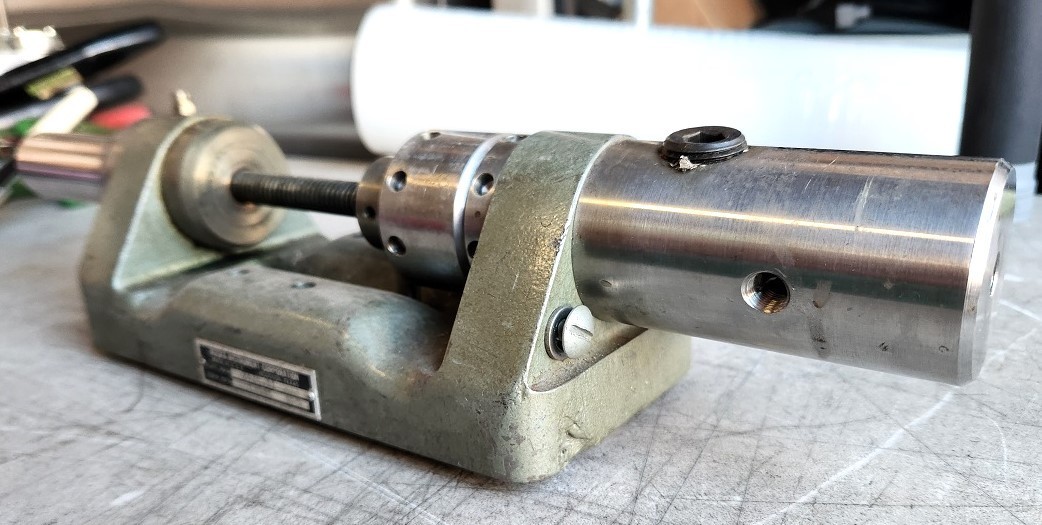 Ruska Instruments 2426.11 High-Precision Screw-Type Positive Displacement Pump
