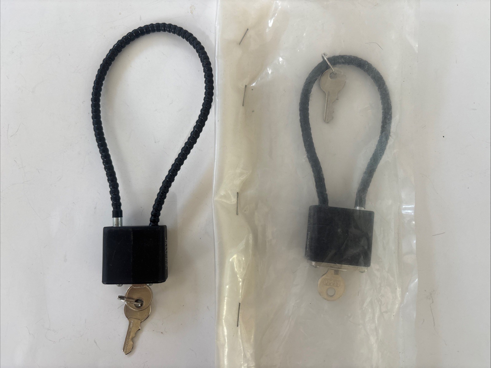 Regal R11SC3 Gun Lock Cable with 2 Keys Lot of 2