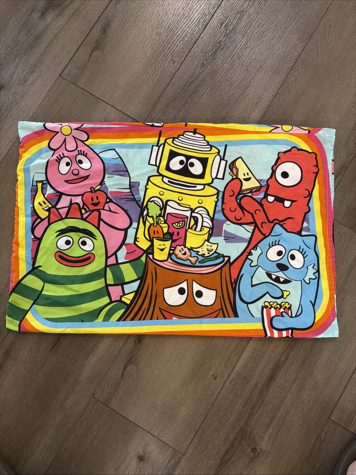 Yo Gabba Gabba Pillowcase Brobee Rock Plex Toodee Muno Foofa 2 Sided Cover RARE