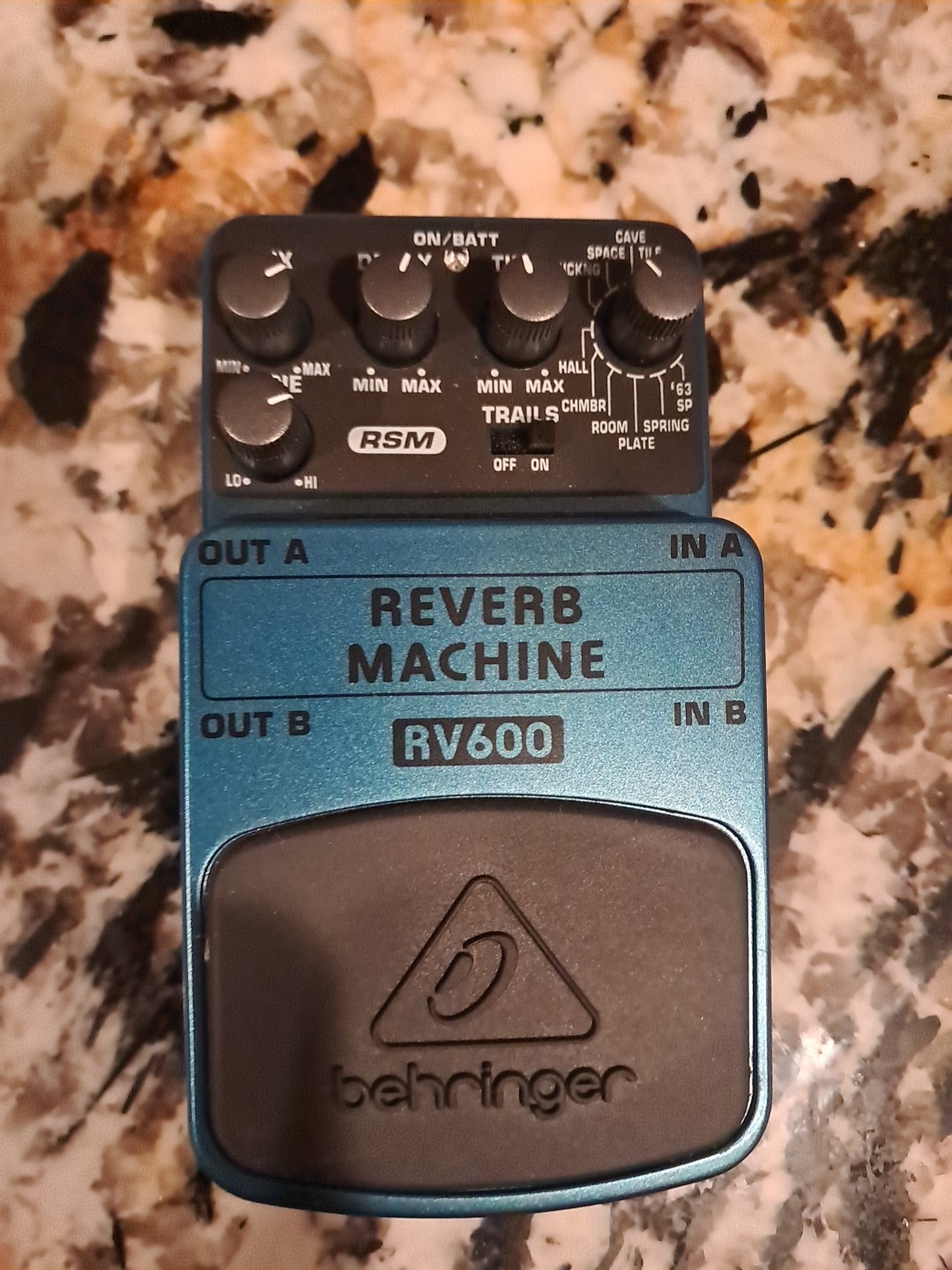 Behringer RV600 Reverb Machine Guitar Effect Pedal