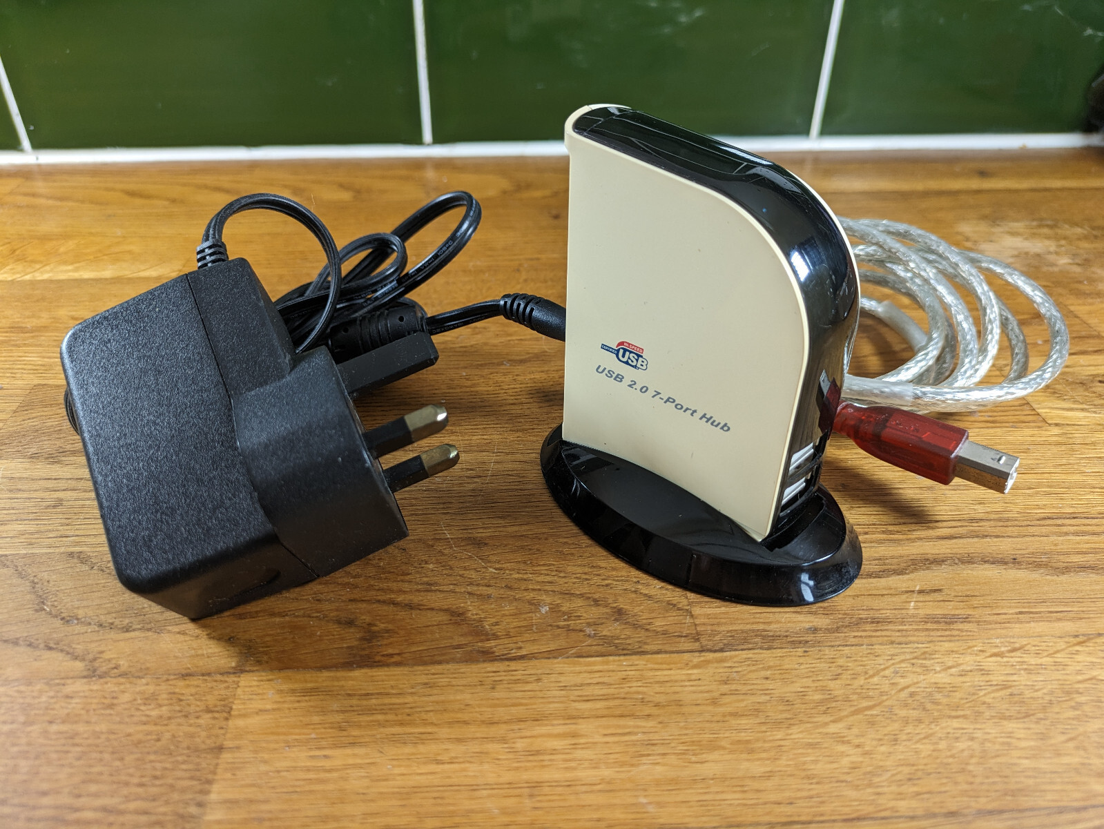 7 Port USB 2.0 Expansion Hub Tower with dedicated PSU and USB Lead